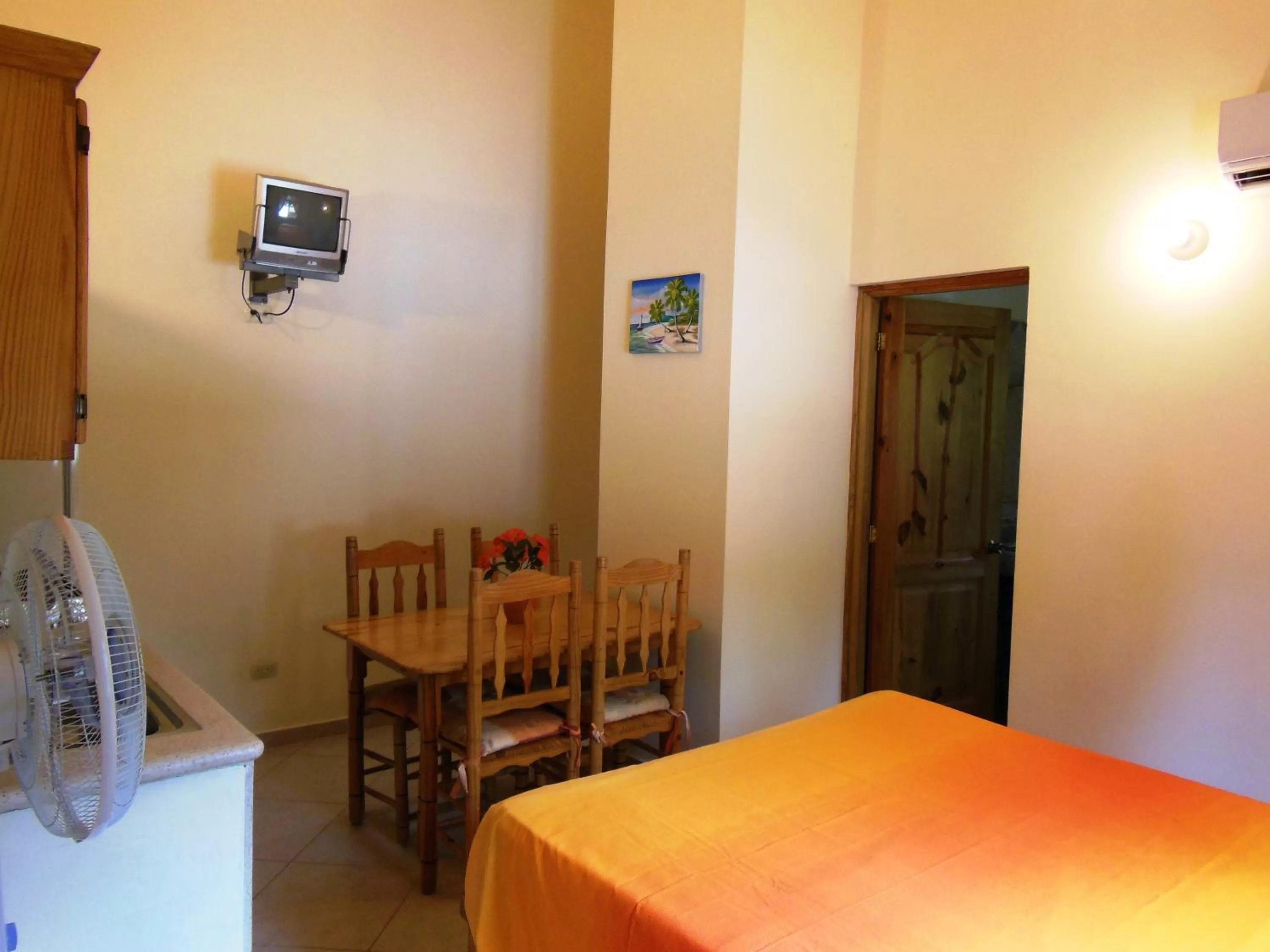 Bedroom, Bed in Casa Lily & Coco