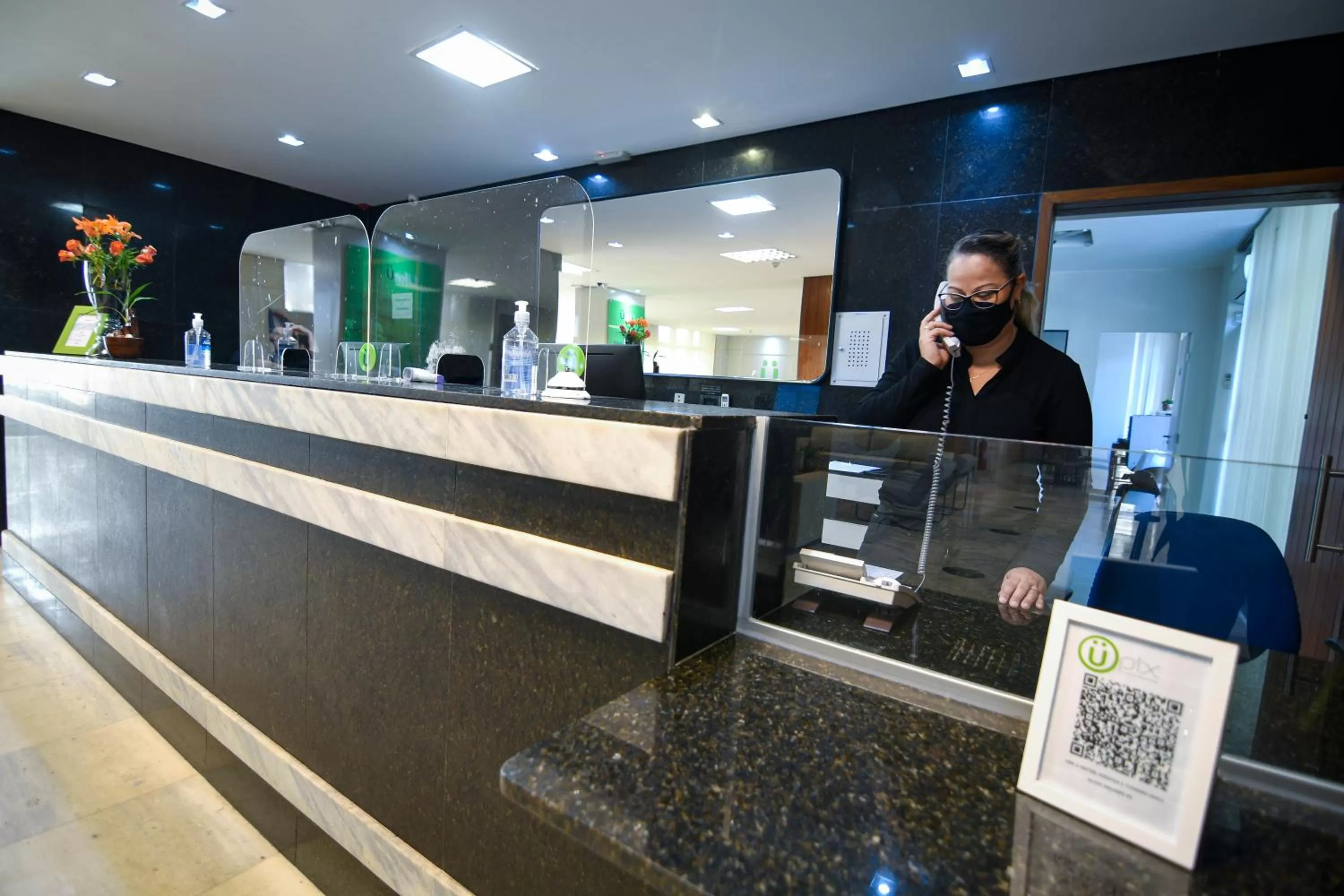 People in Like U Hotel Brasília