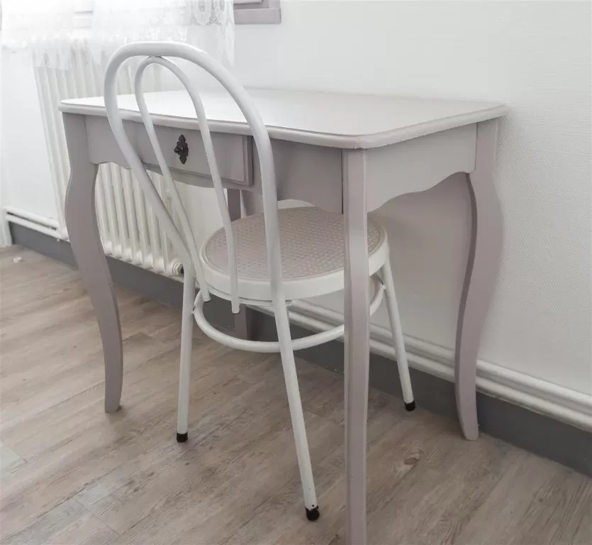 Dining Area in HOTEL DU CYGNE DE LA CROIX BLANCHE