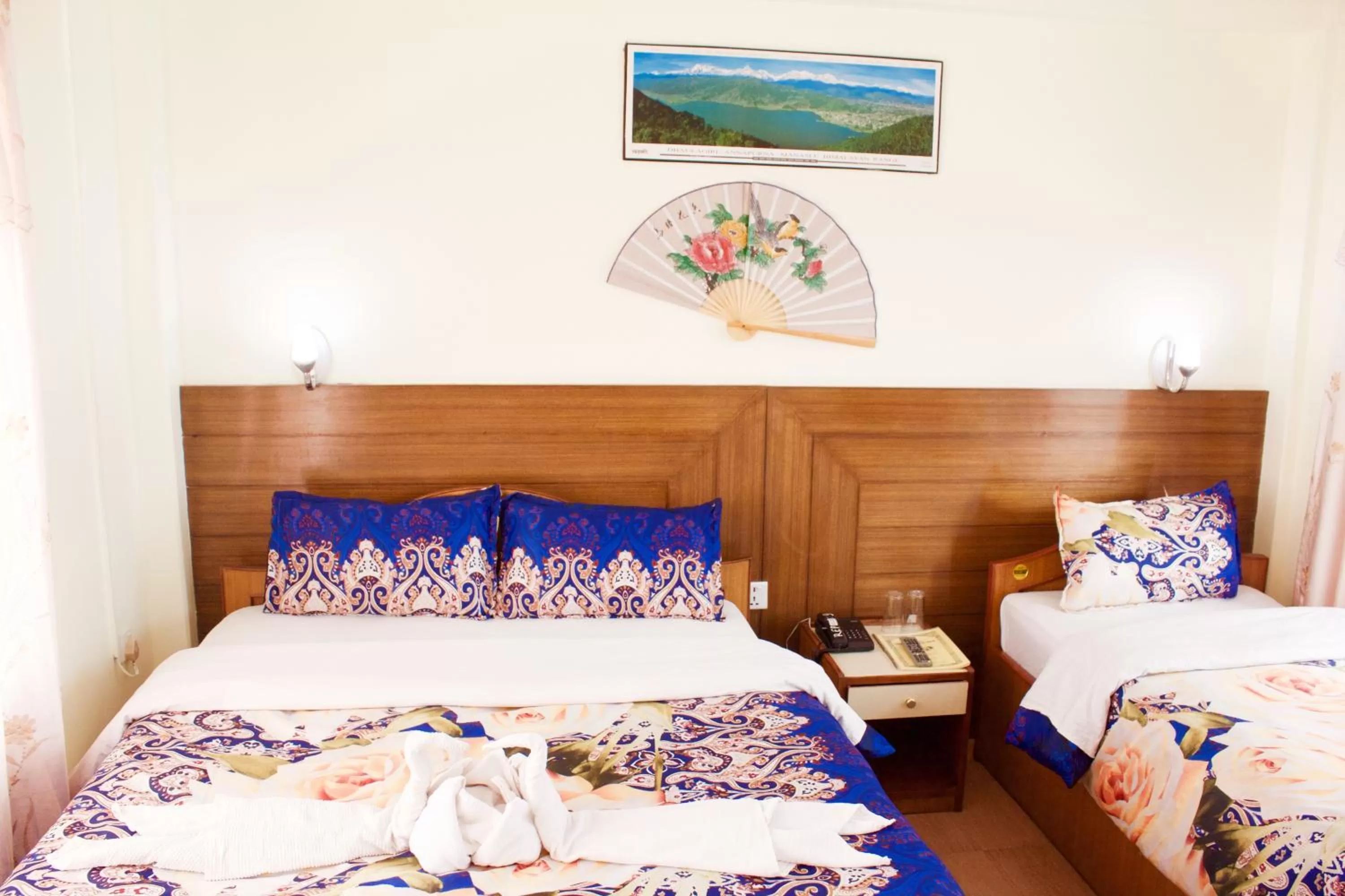 Bedroom, Bed in Hotel Himalayan Inn