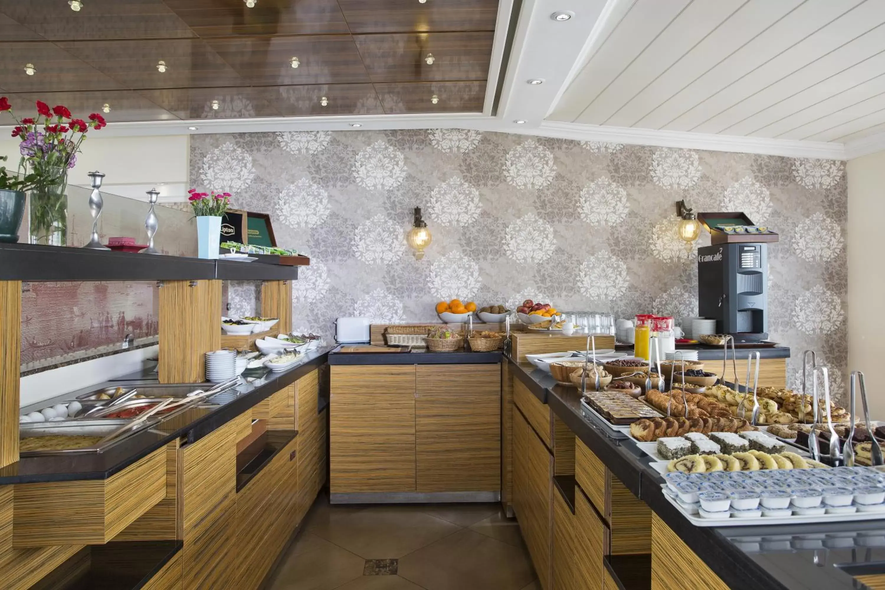 Restaurant/places to eat, Kitchen/Kitchenette in Rast Hotel Sultanahmet