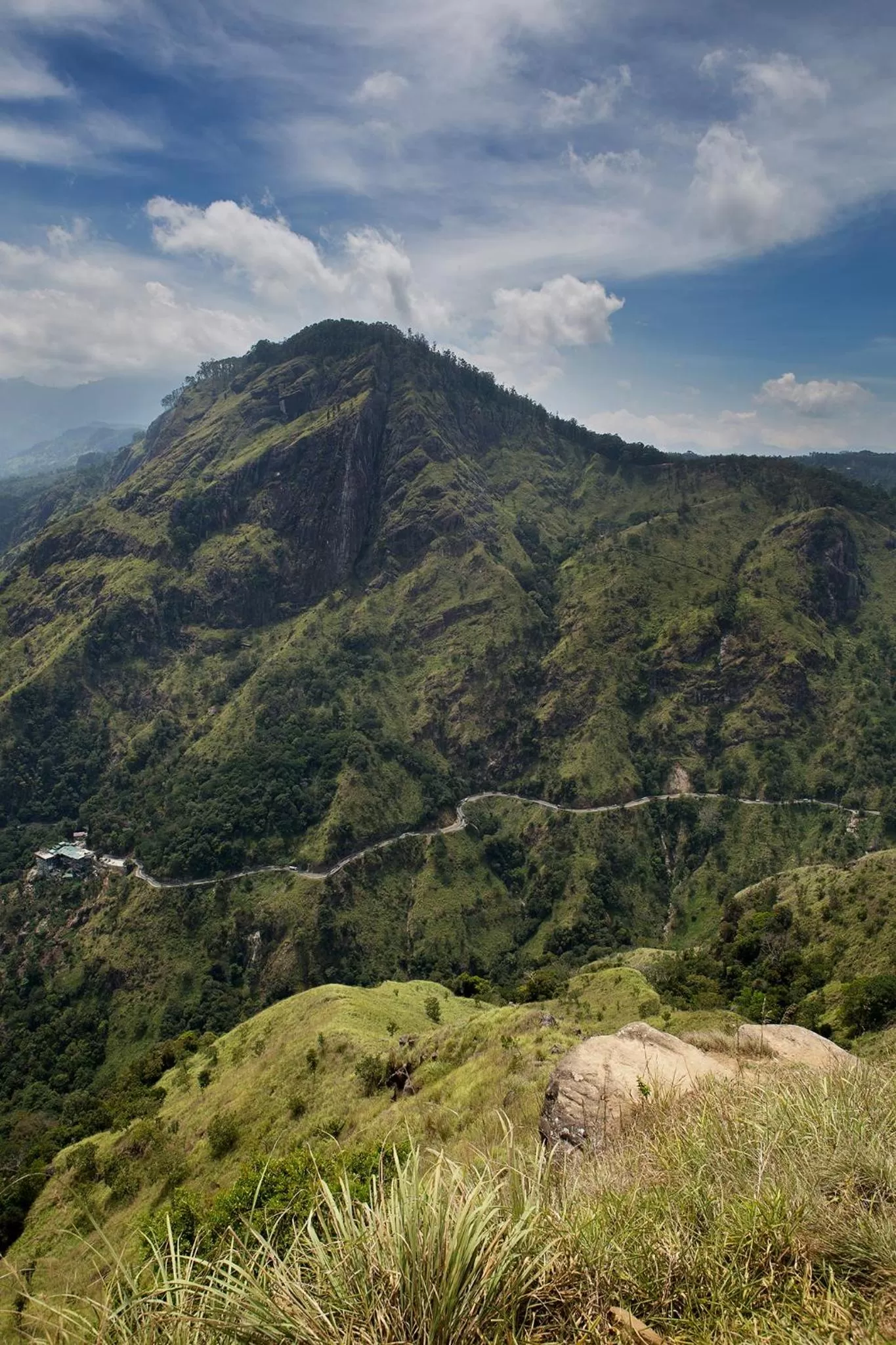 Hiking in CHILL VILLE, VIEW POINT HOTEL