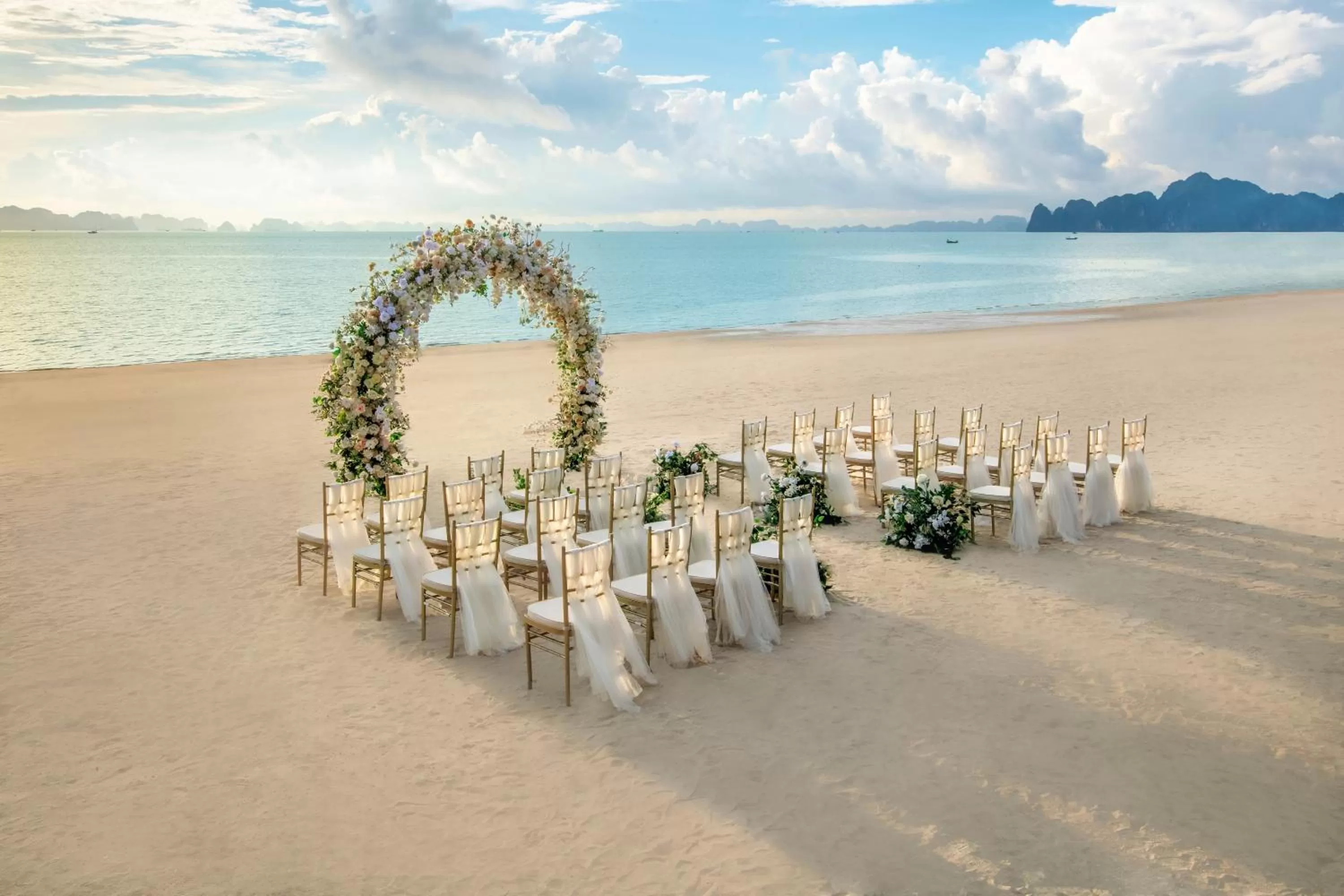 Beach in Paradise Suites Hotel