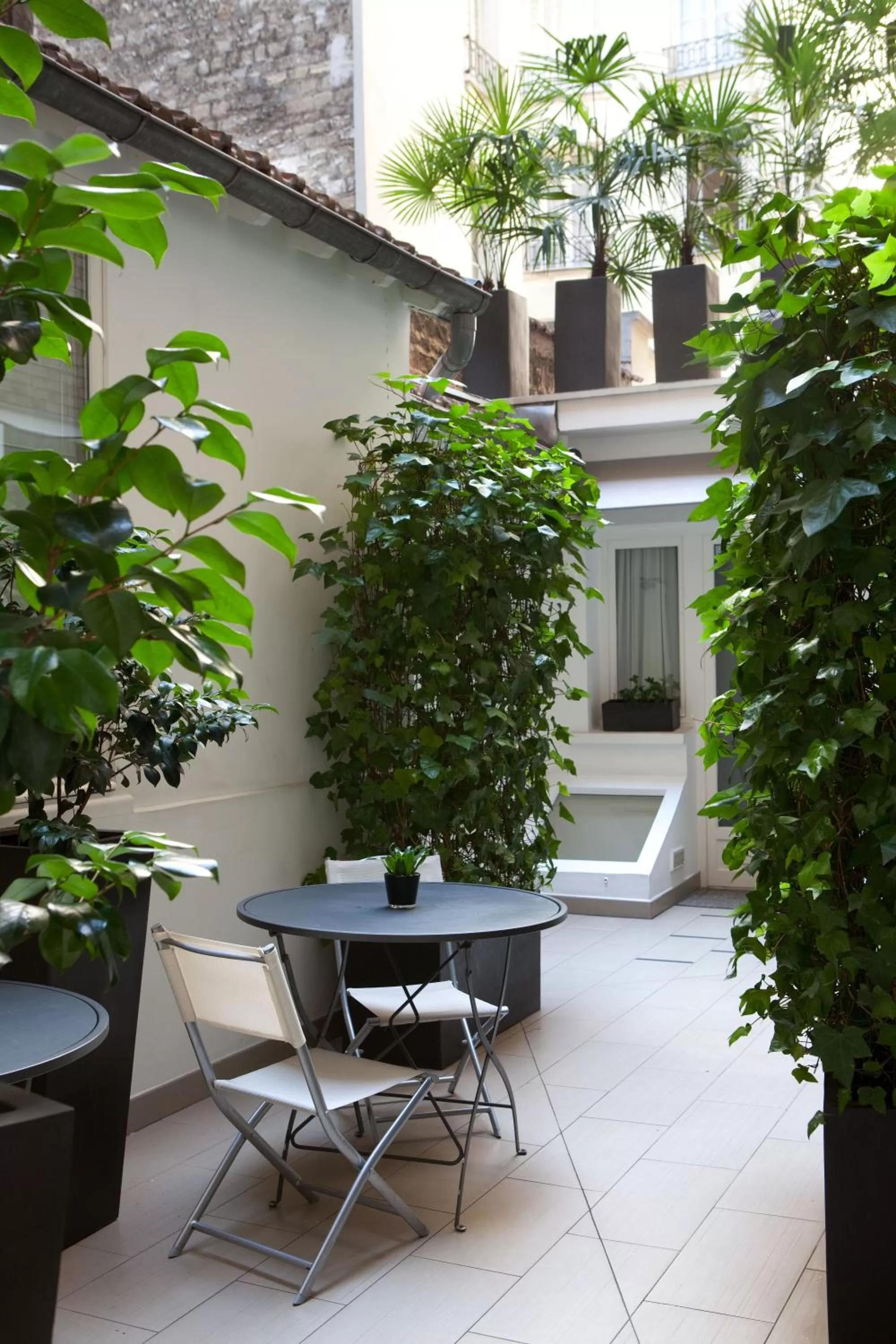 Balcony/Terrace in Hotel Eiffel Seine