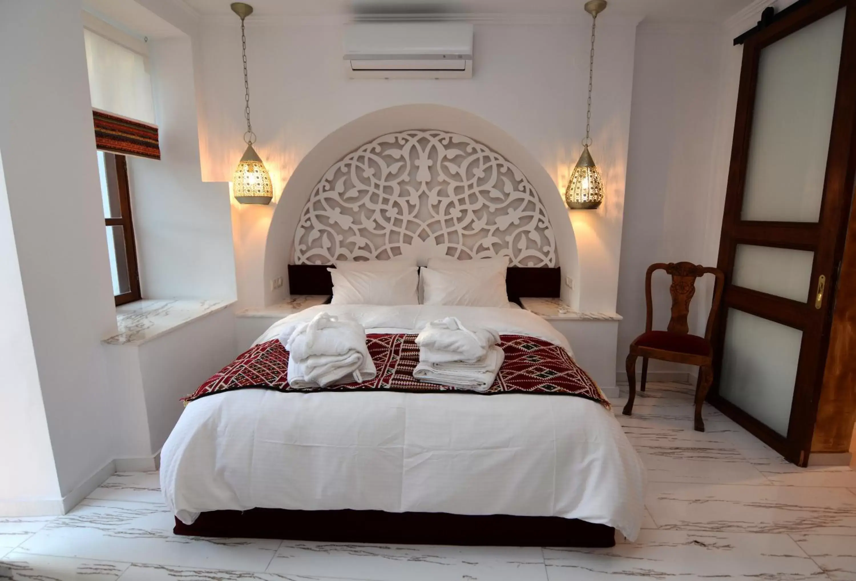 Bed in Amina Hanem Boutique Apartments