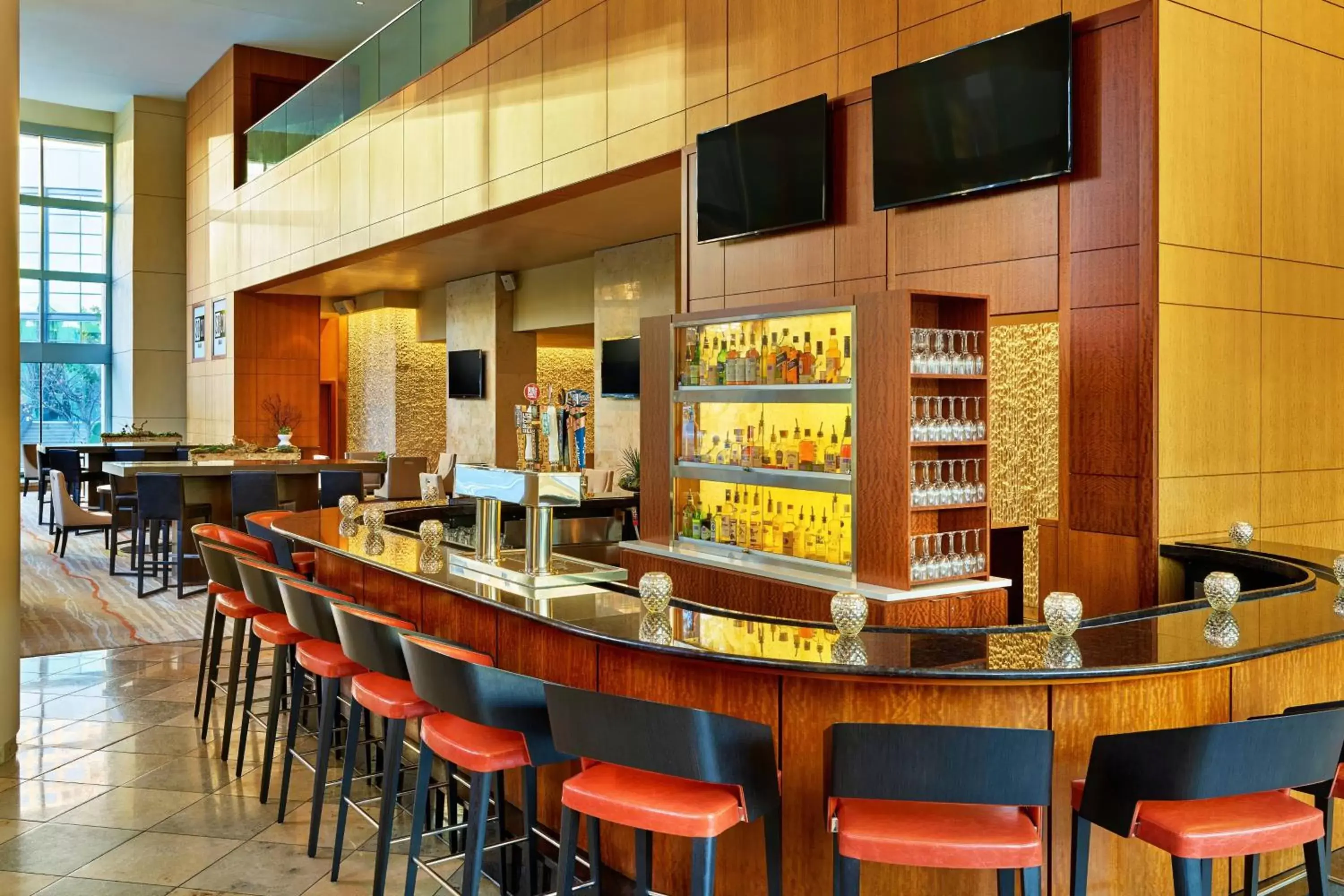 Restaurant/places to eat, Lounge/Bar in The Westin Charlotte