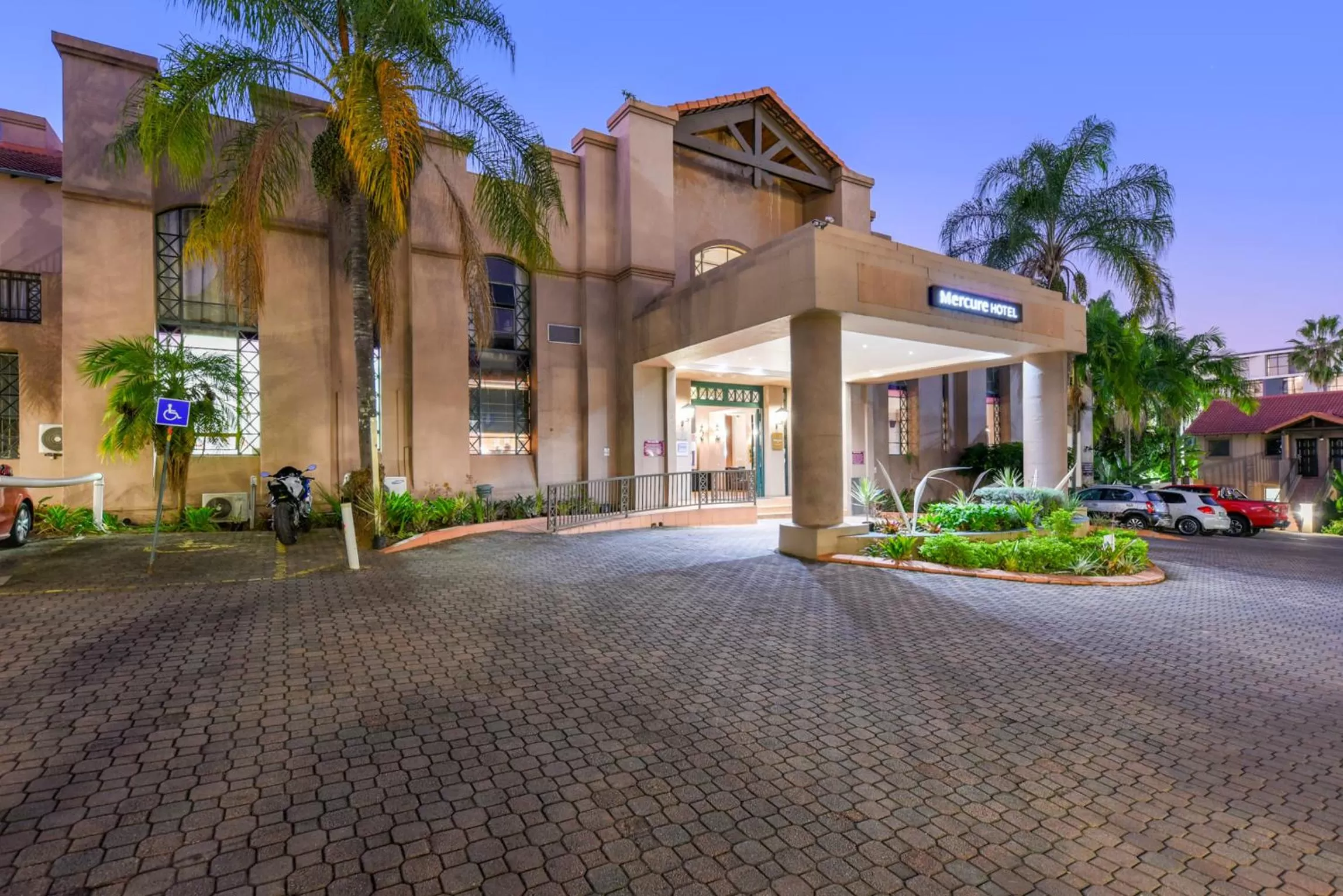 Property building in Mercure Hotel Nelspruit