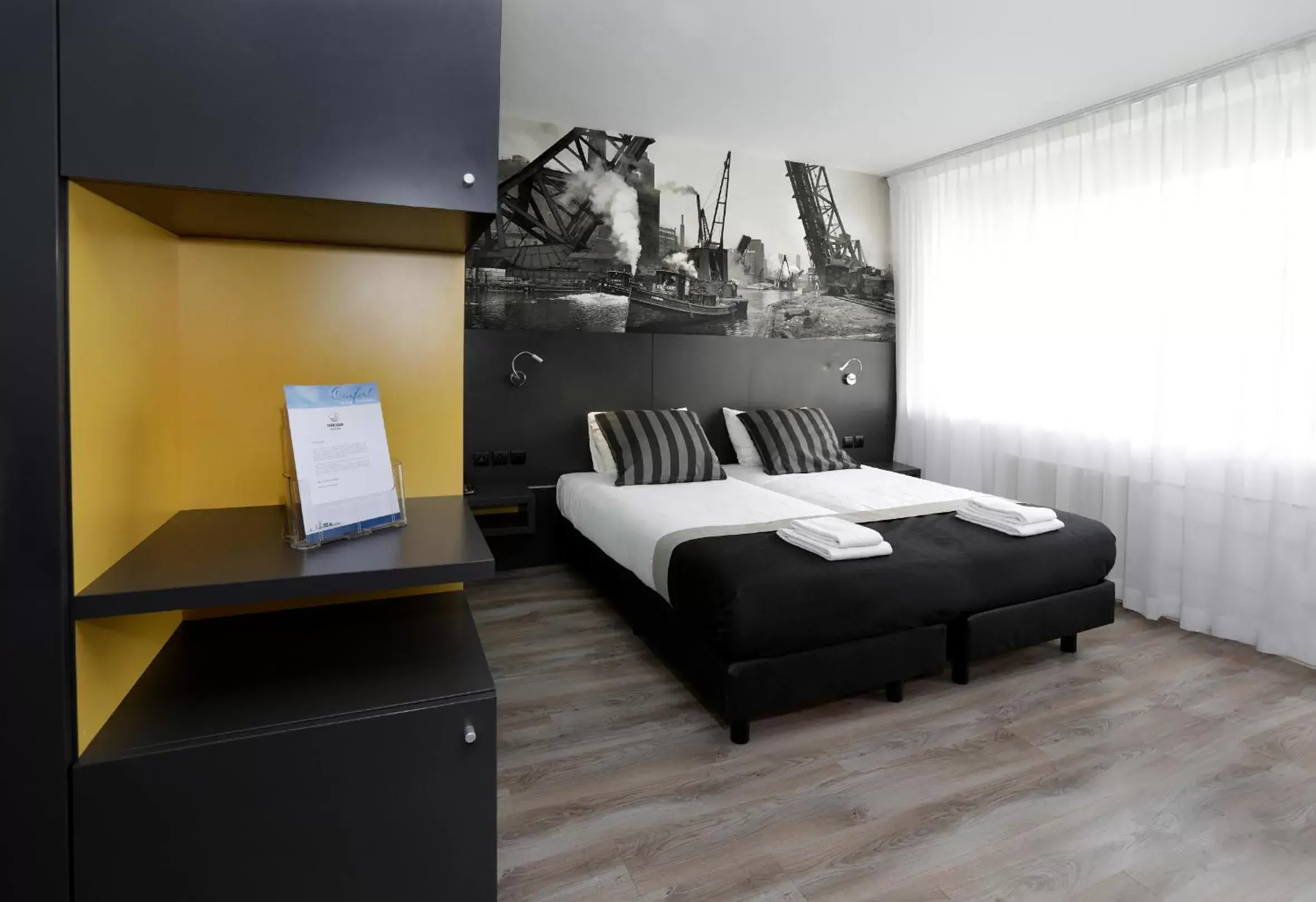 Bedroom in City hotel Terneuzen