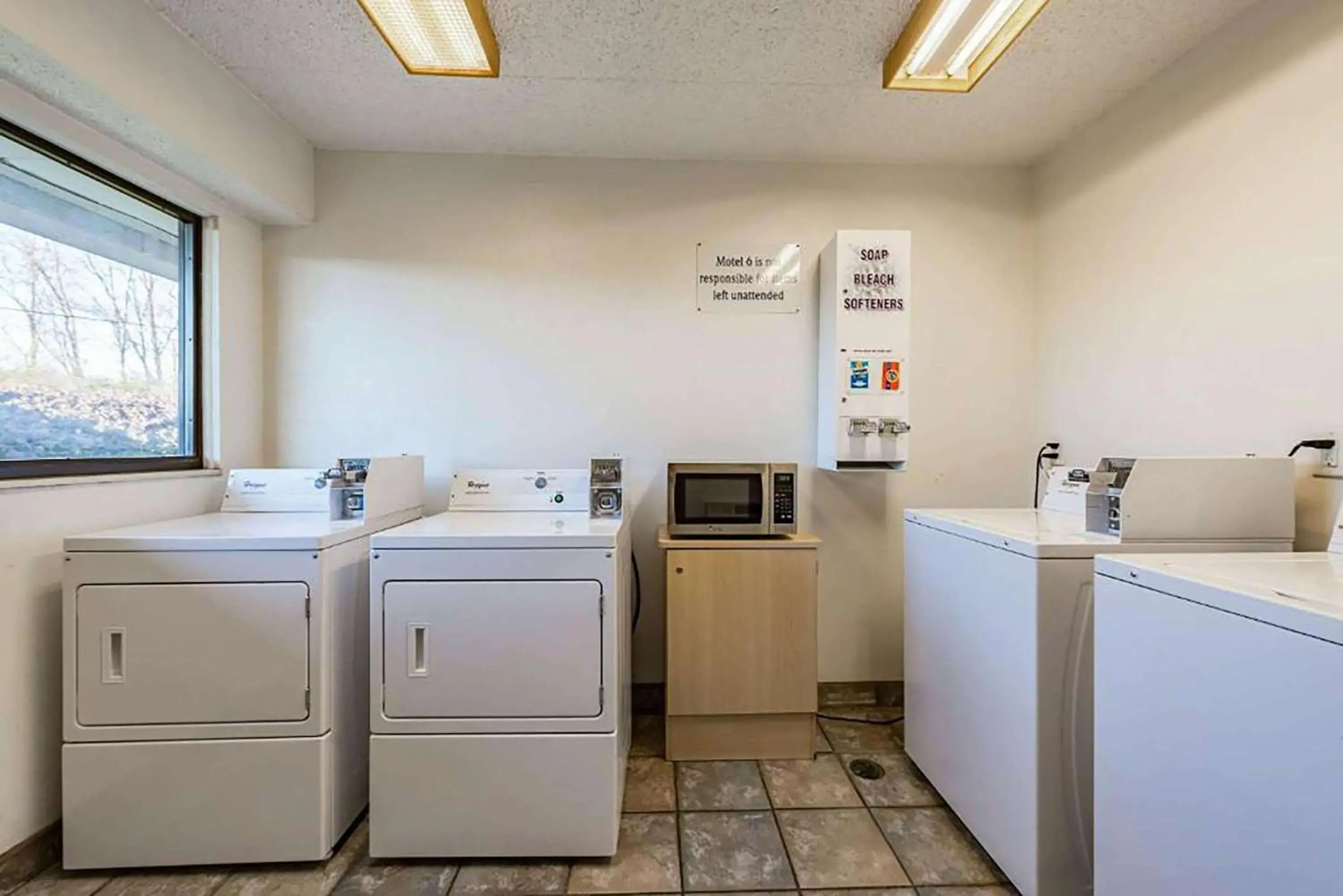 On site, Kitchen/Kitchenette in Motel 6-Cincinnati, OH - Central - Norwood