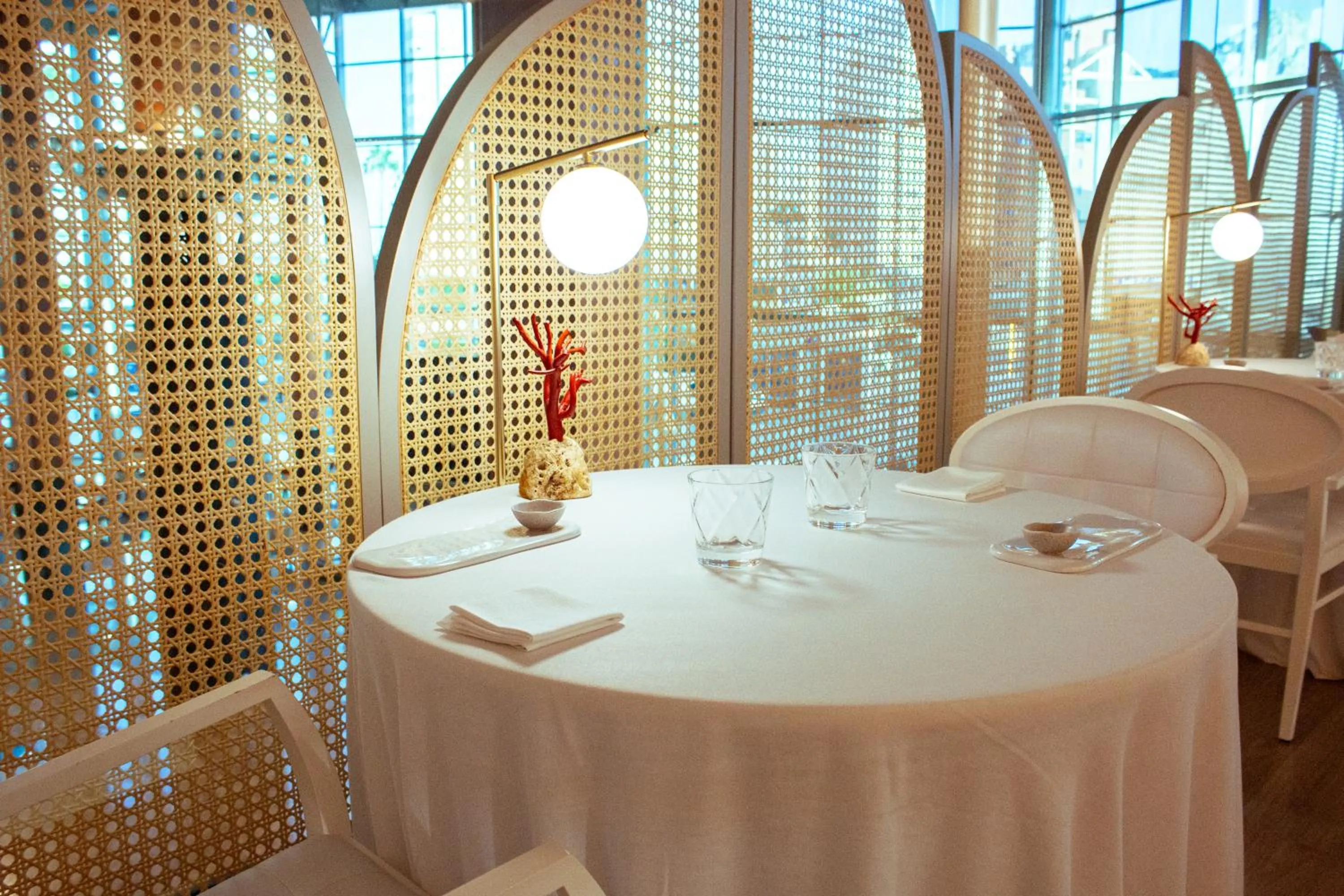 Restaurant/places to eat in AR Diamante Beach & SPA Hotel 4 SUP