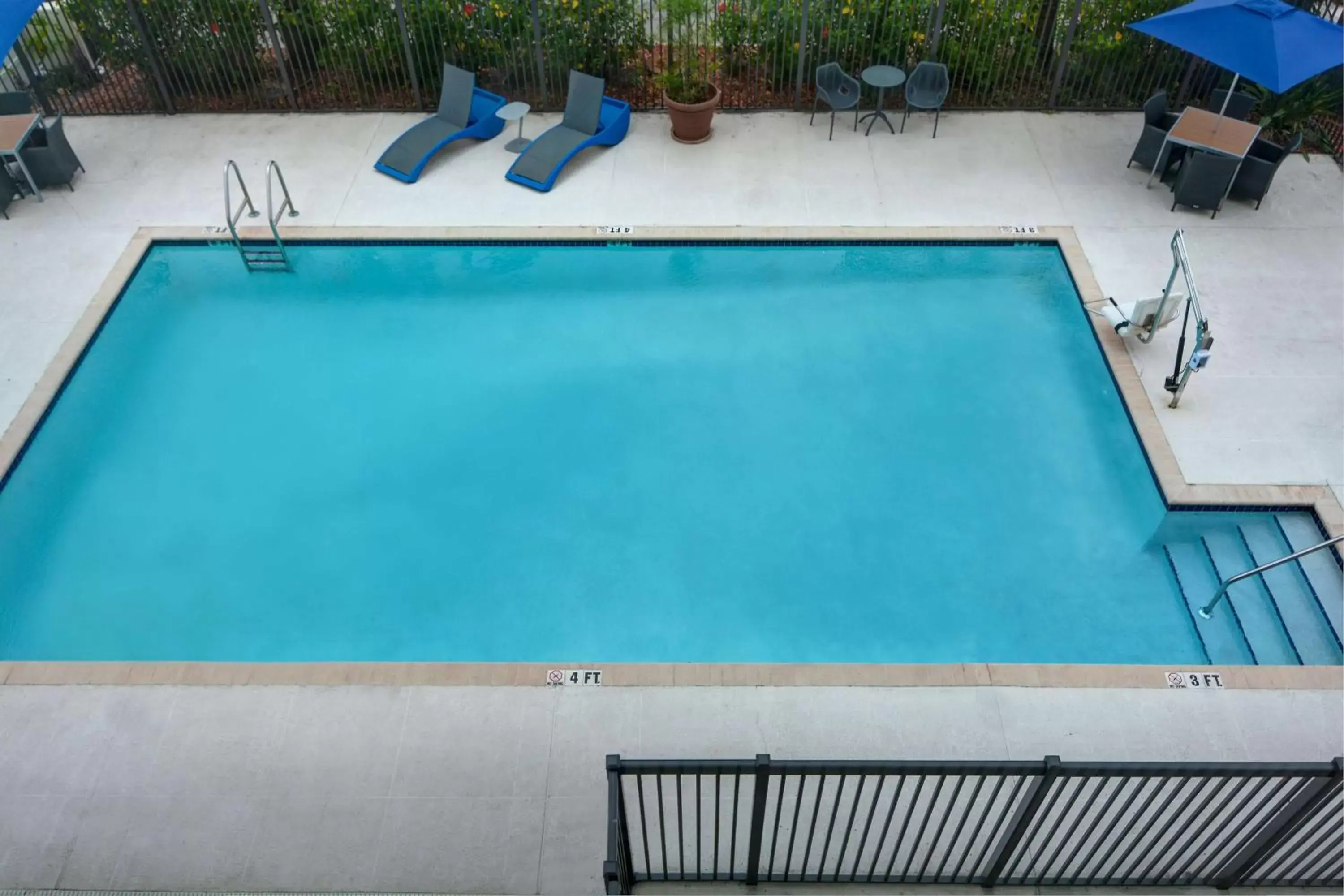 Pool View in Hampton Inn & Suites Clearwater/St. Petersburg-Ulmerton Road