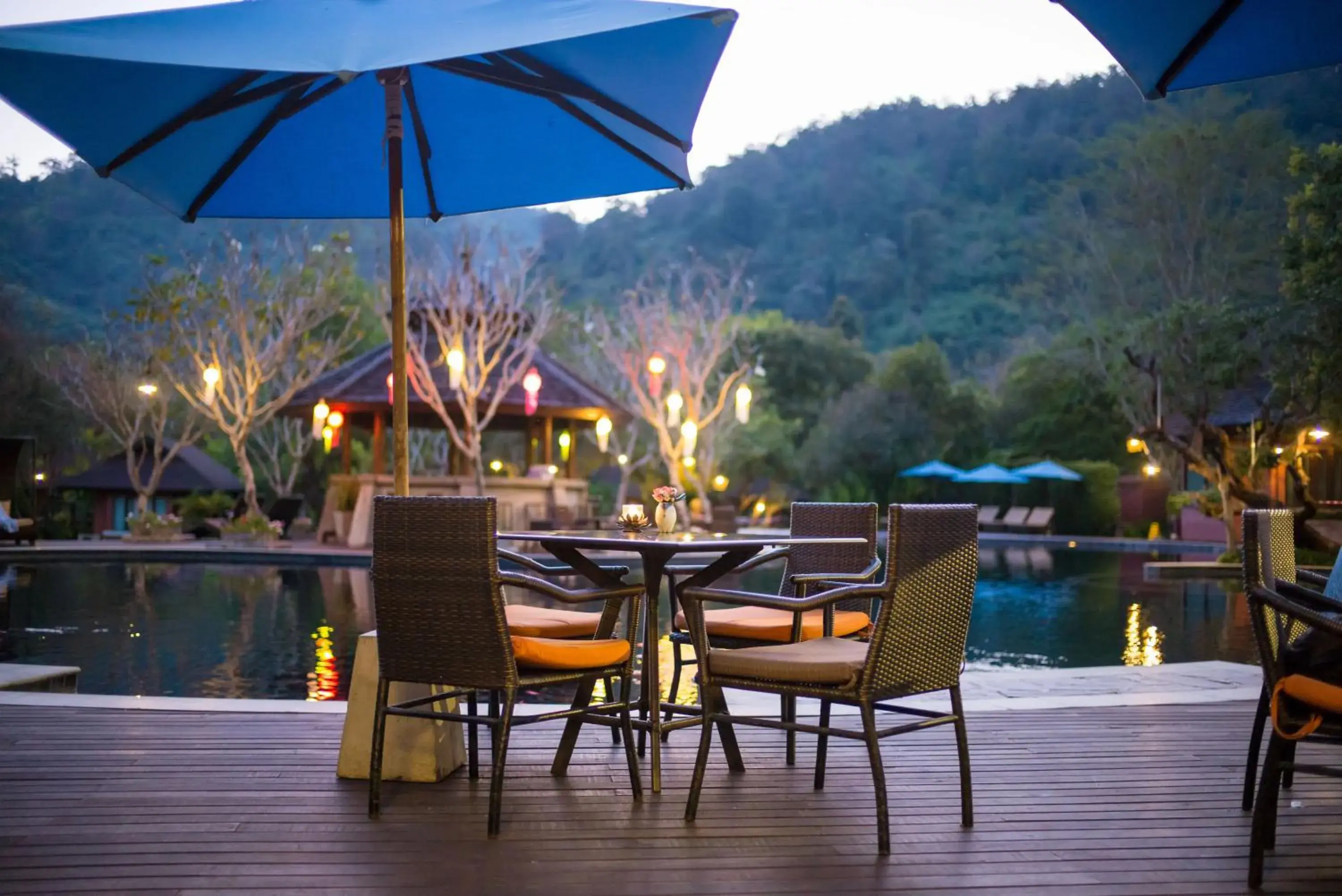 Dinner, Restaurant/Places to Eat in Sibsan Resort & Spa Maetaeng SHA
