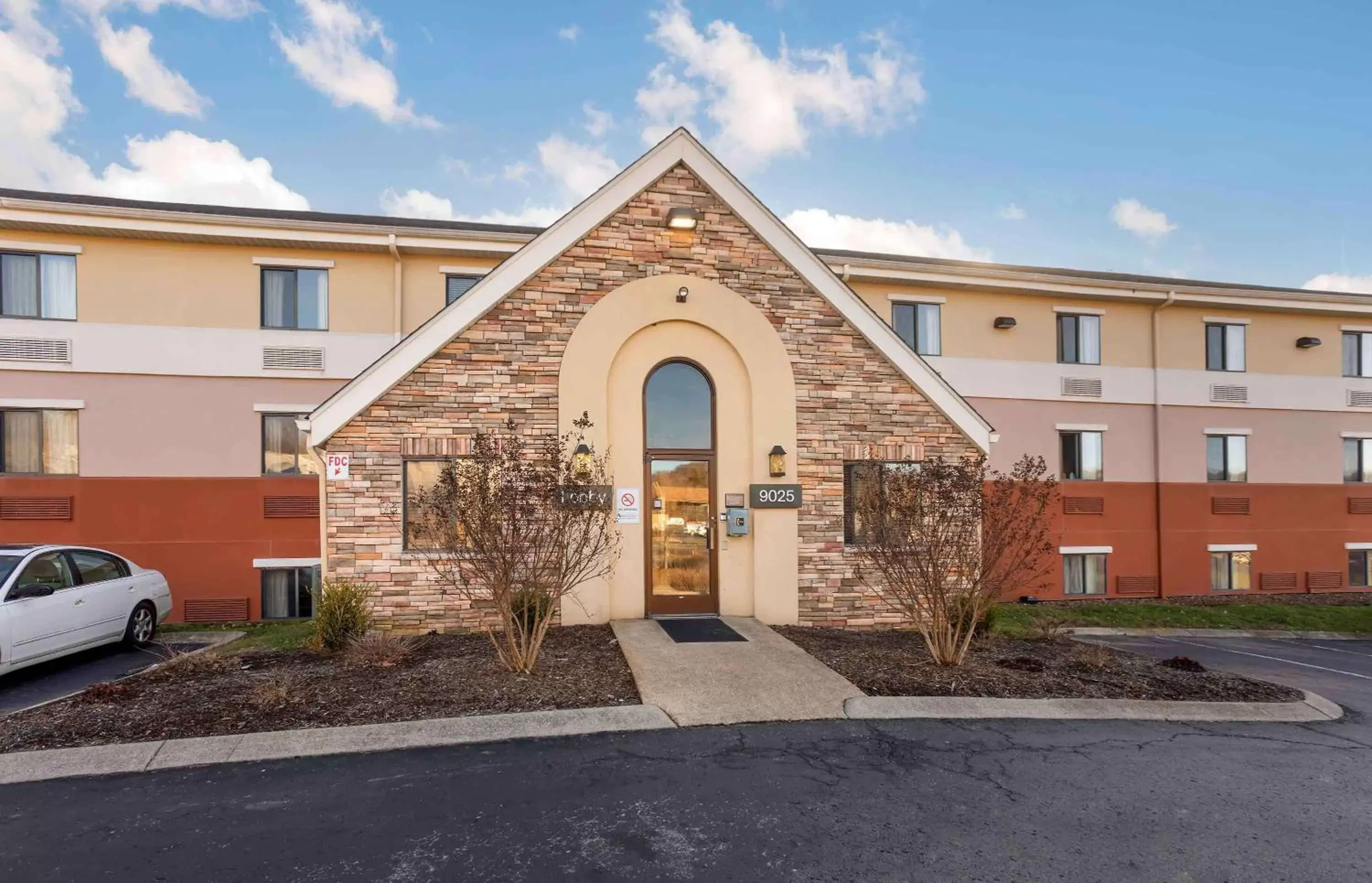 Property Building in Extended Stay America Suites - Nashville - Brentwood