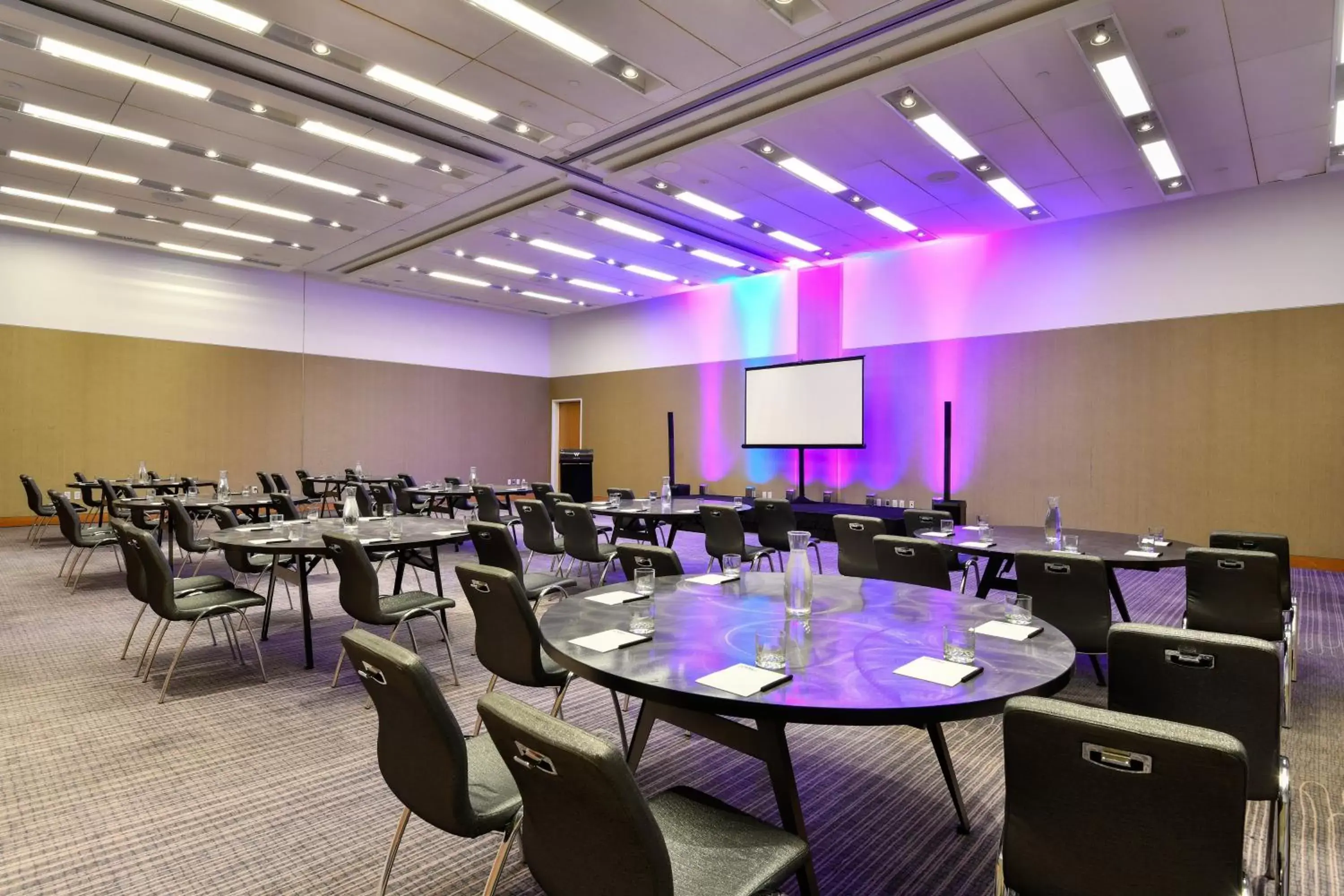 Meeting/conference room in W Boston