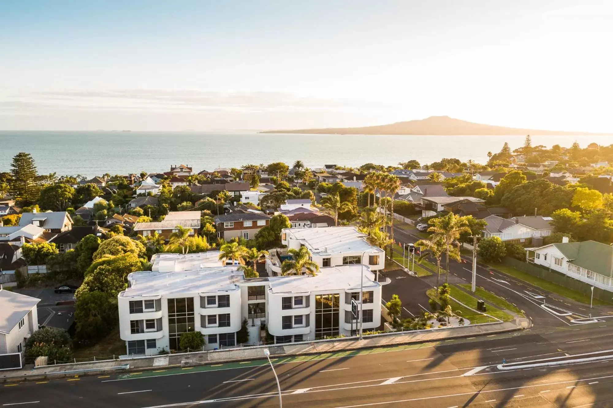 Property building in Carnmore Hotel Takapuna