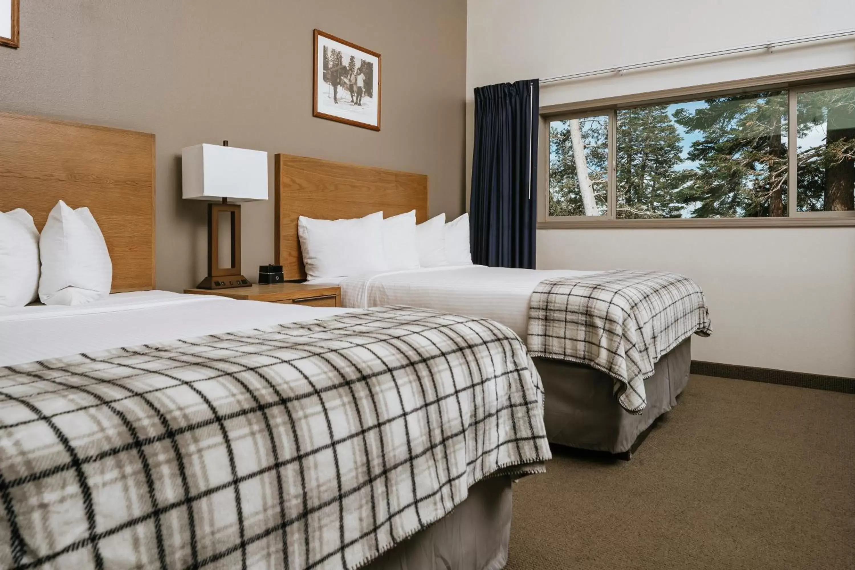 Bed in Mammoth Mountain Inn