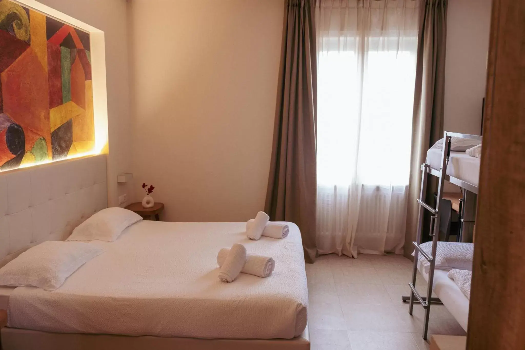 Double Room with Sofa Bed in Hotel Morgana Double Room with Sofa Bed in Hotel Morgana