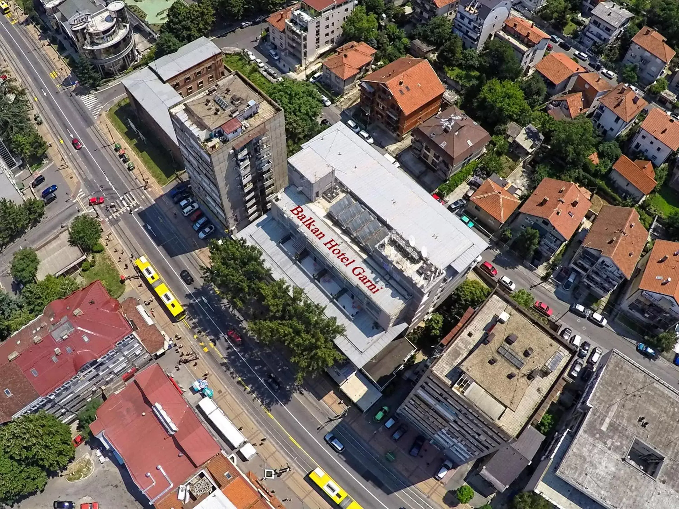 Bird's eye view, Bird's-eye View in Balkan Hotel Garni