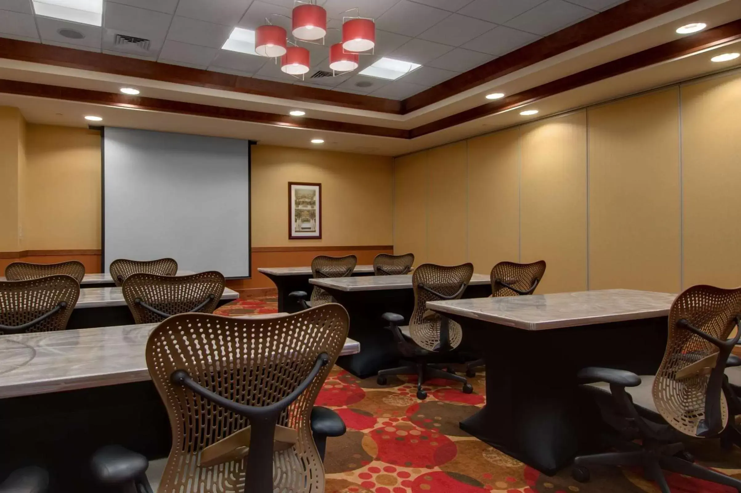 Meeting/conference room in Hilton Garden Inn Milwaukee Airport