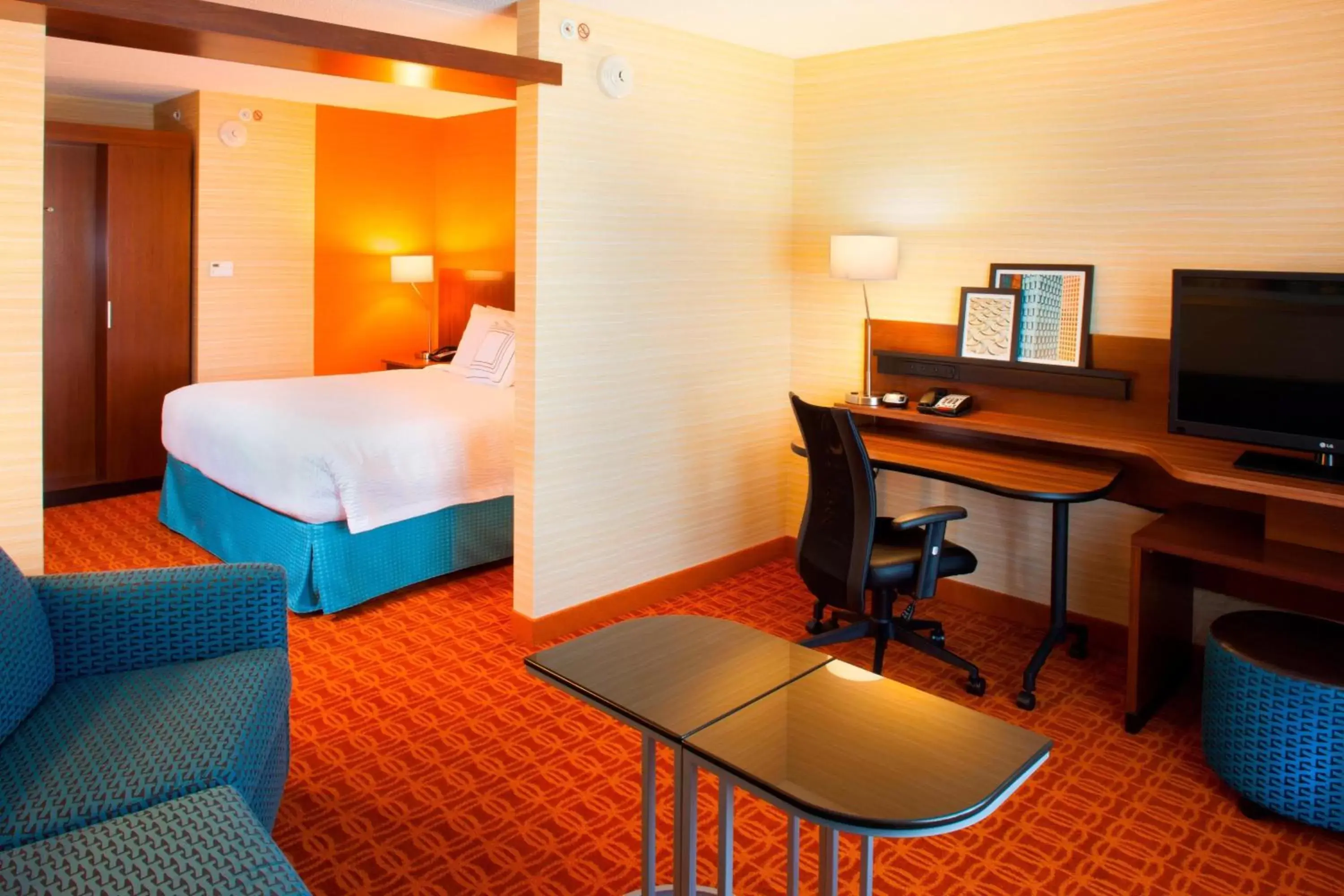 Photo of the whole room in Fairfield Inn & Suites by Marriott Atlanta Gwinnett Place