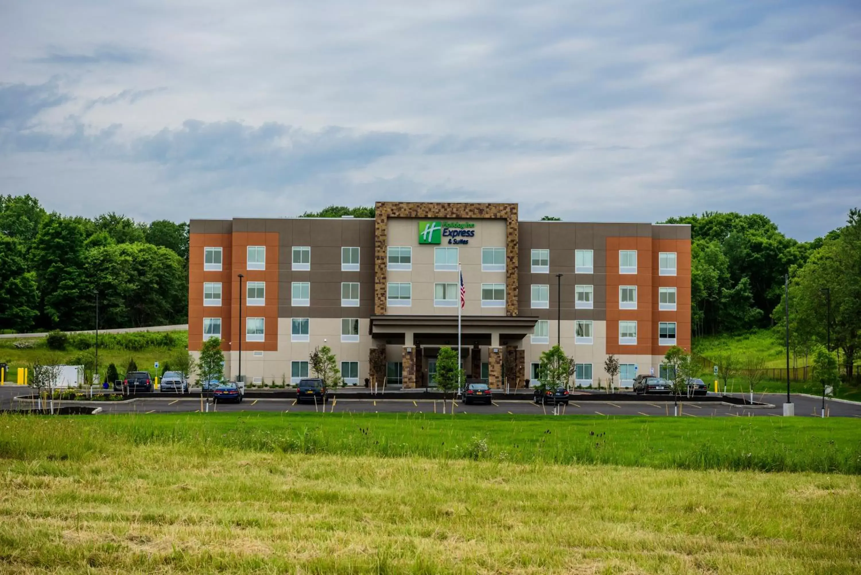 Property building in Holiday Inn Express & Suites Jamestown by IHG Property building in Holiday Inn Express & Suites Jamestown by IHG