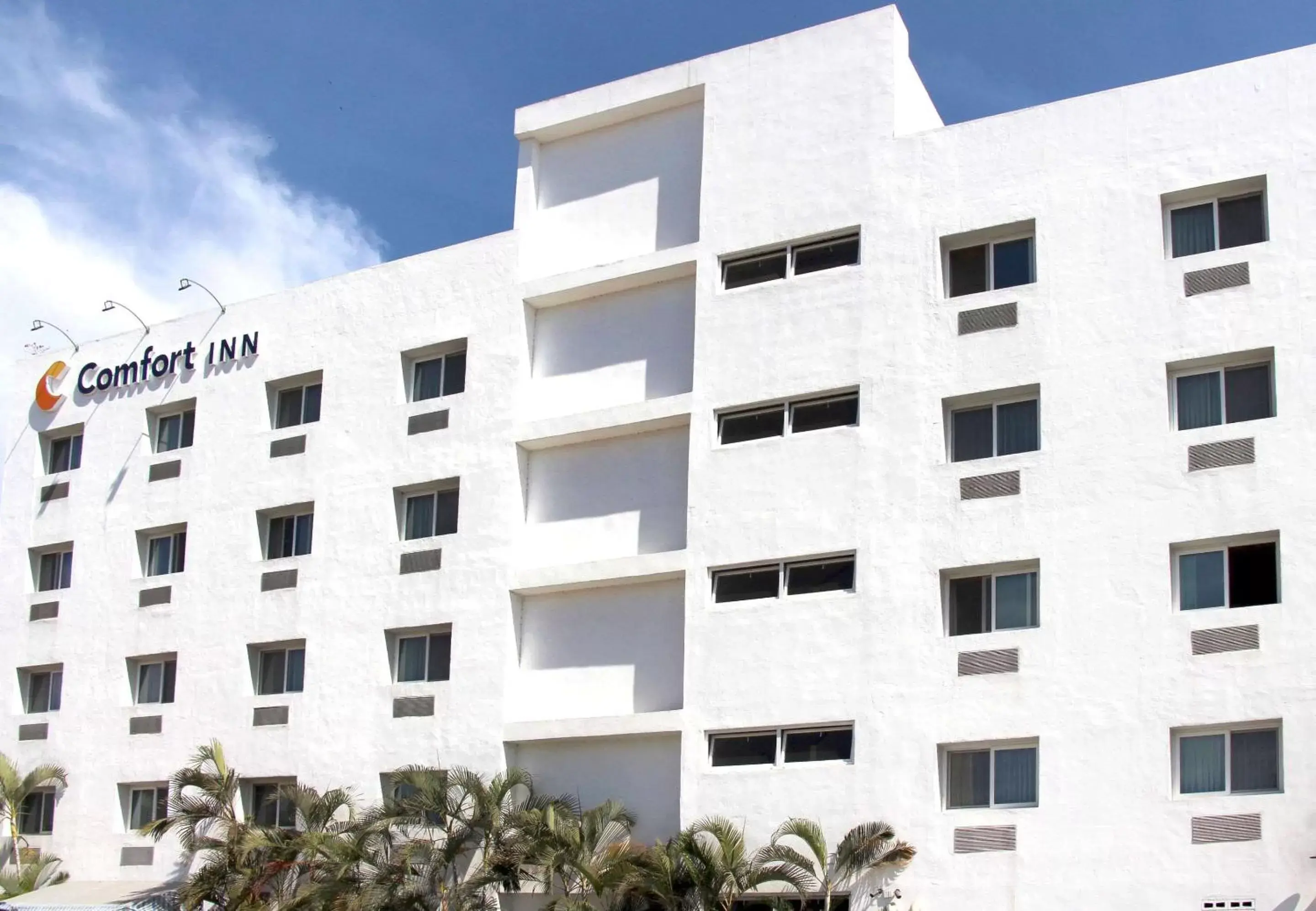 Property Building in Comfort Inn Puerto Vallarta