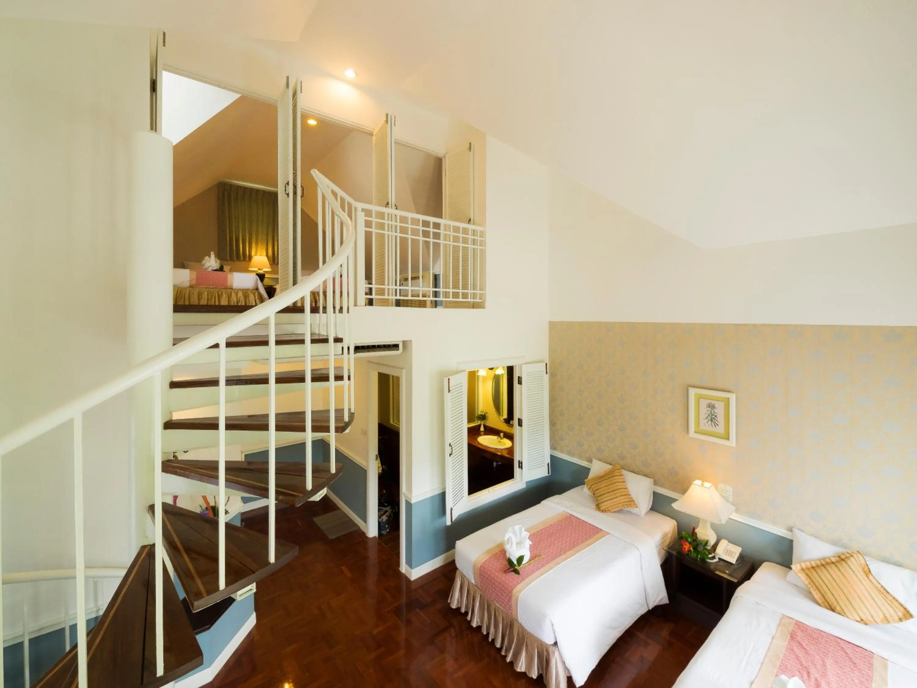 Decorative detail, Bed in Brookside Valley Resort