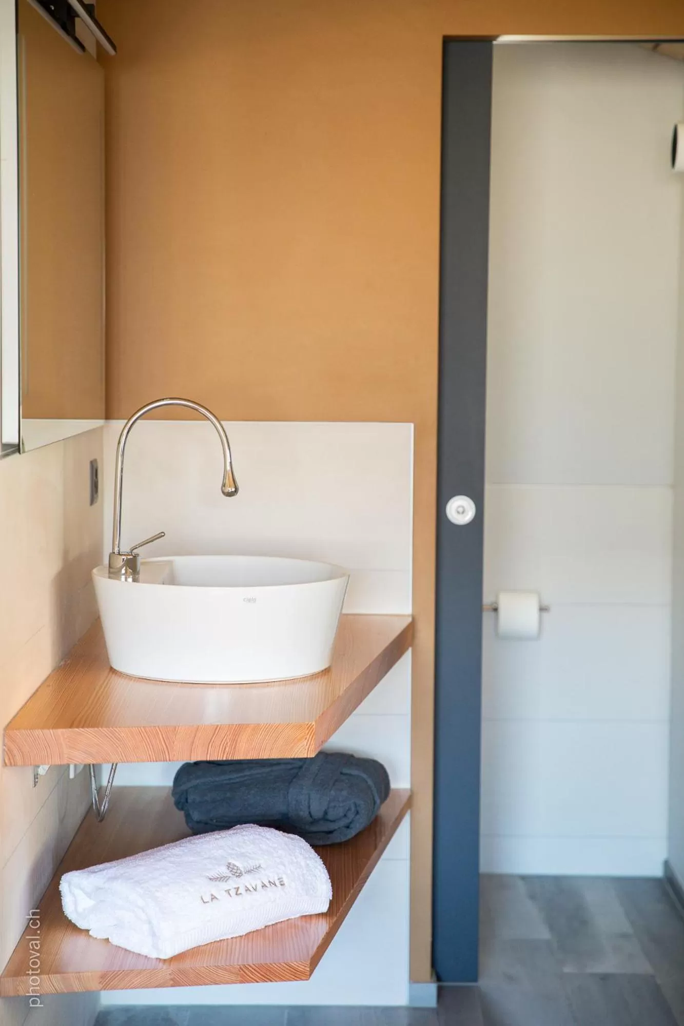 Bathroom in La Tzavane