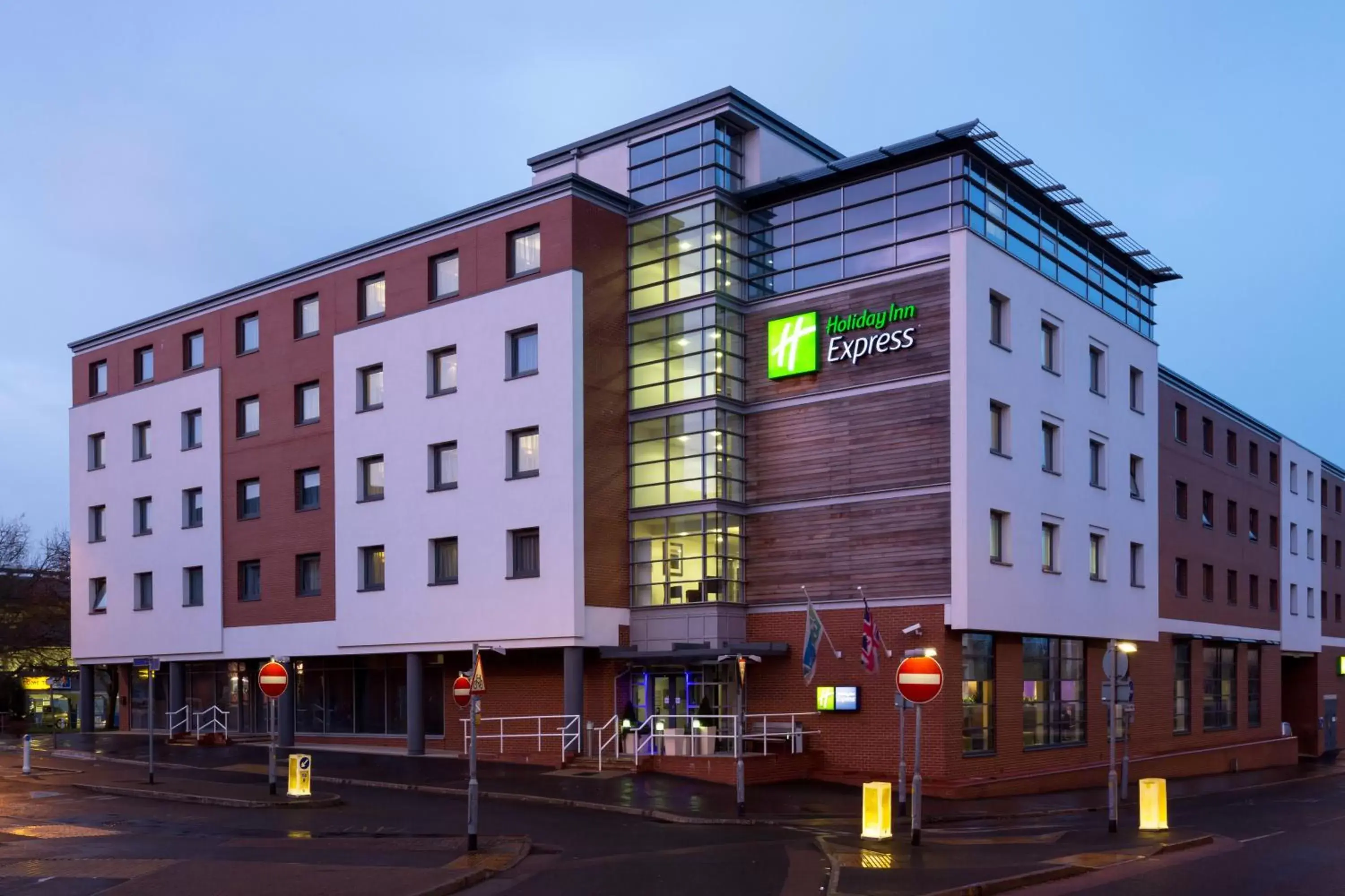 Property Building in Holiday Inn Express Harlow, an IHG Hotel