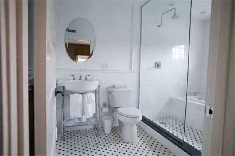 Bathroom in Woodbound Inn