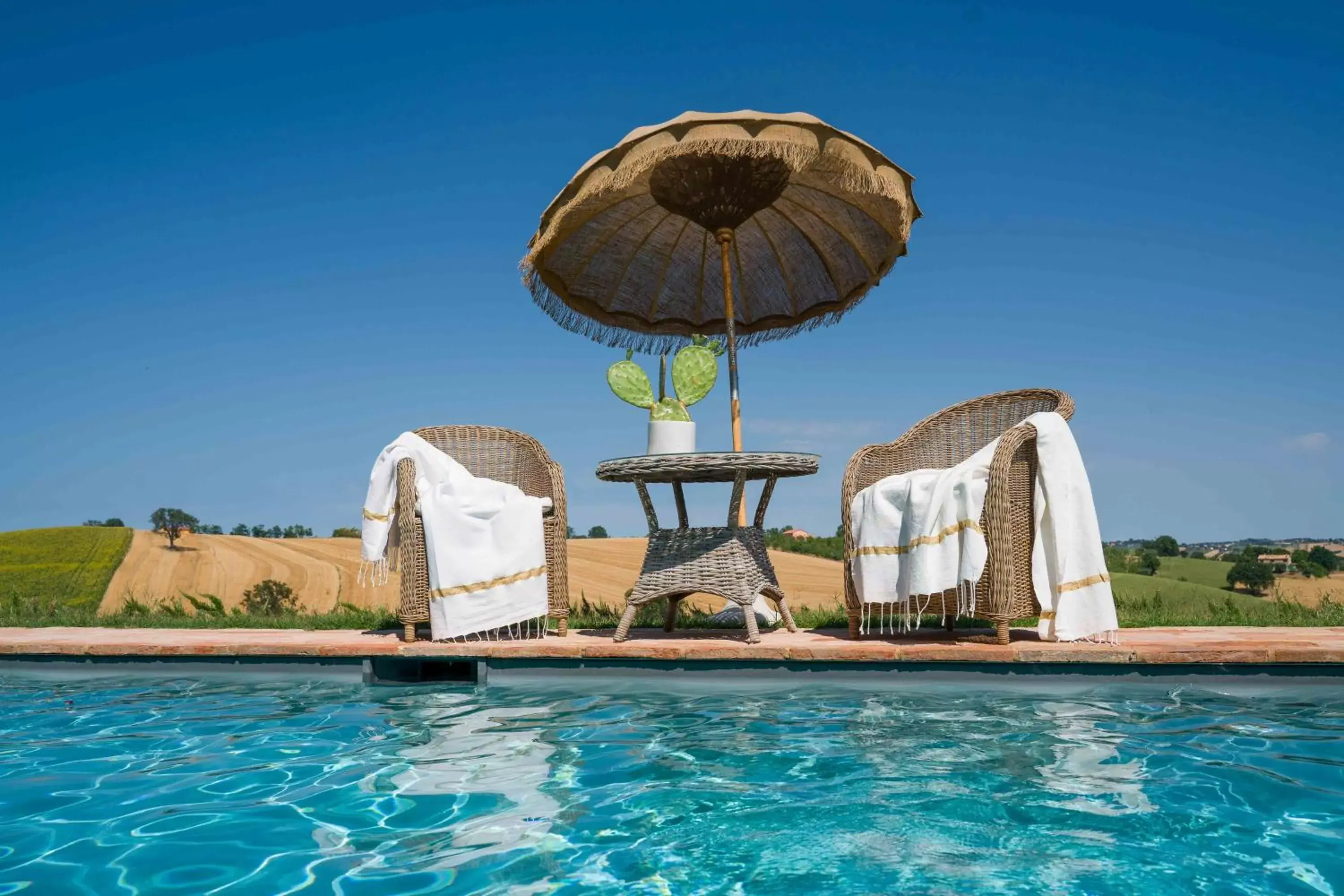 Pool view, Swimming Pool in CasaVostra - Ambience Suites