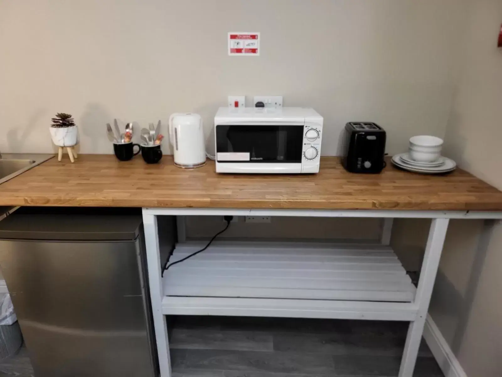 Coffee/tea facilities in MM Sure Stay Accommodation - NG1