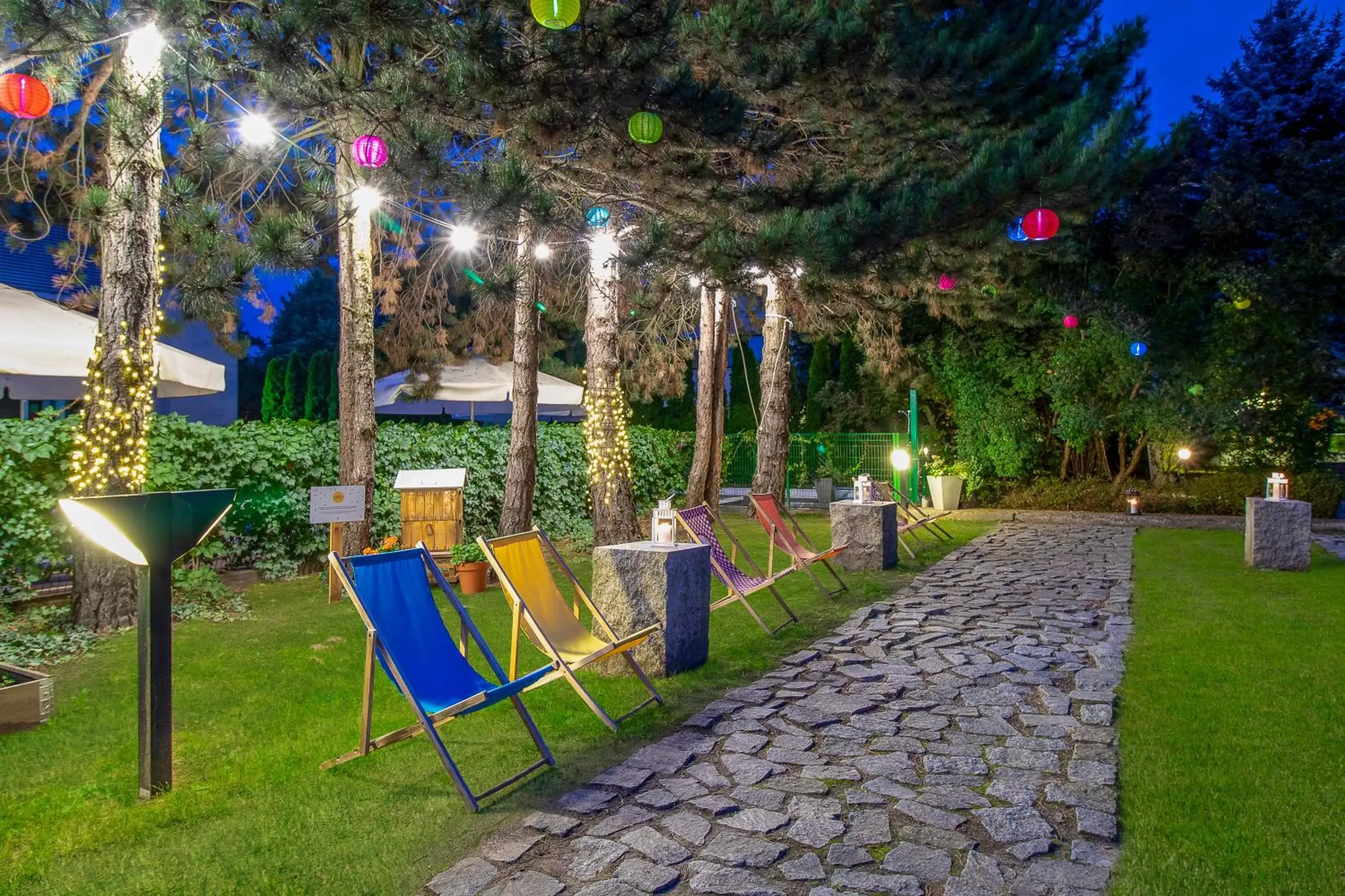 Garden view, Children's Play Area in Novotel Warszawa Airport