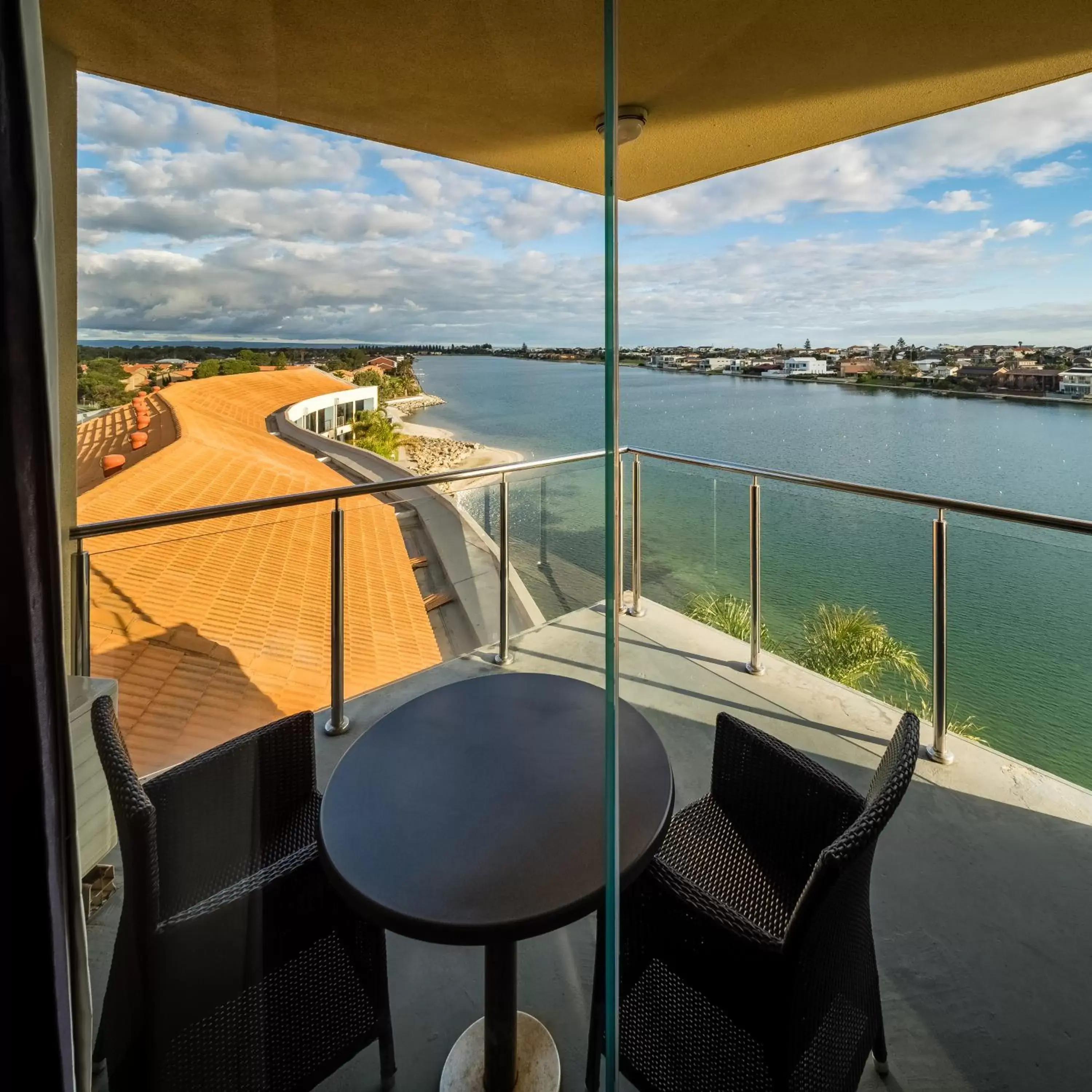 Balcony/Terrace in Lakes Hotel