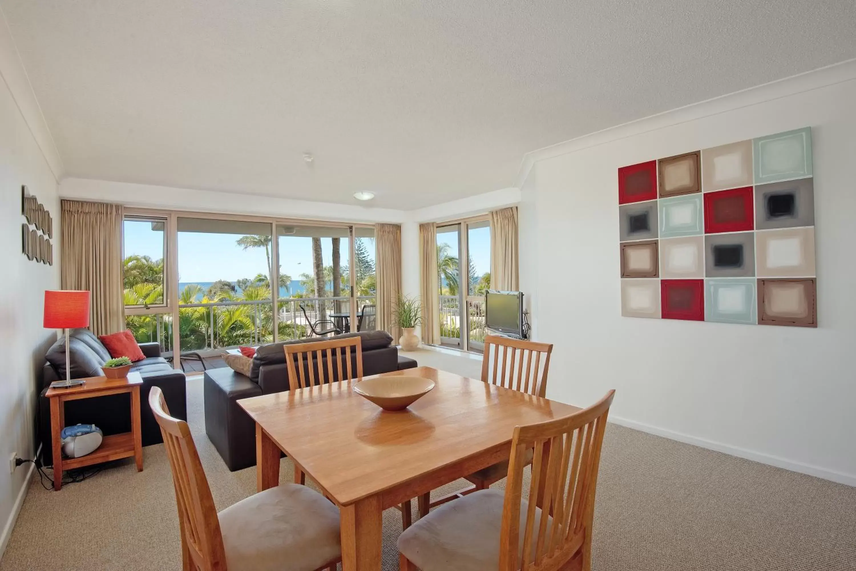 Dining area in Osprey Apartments