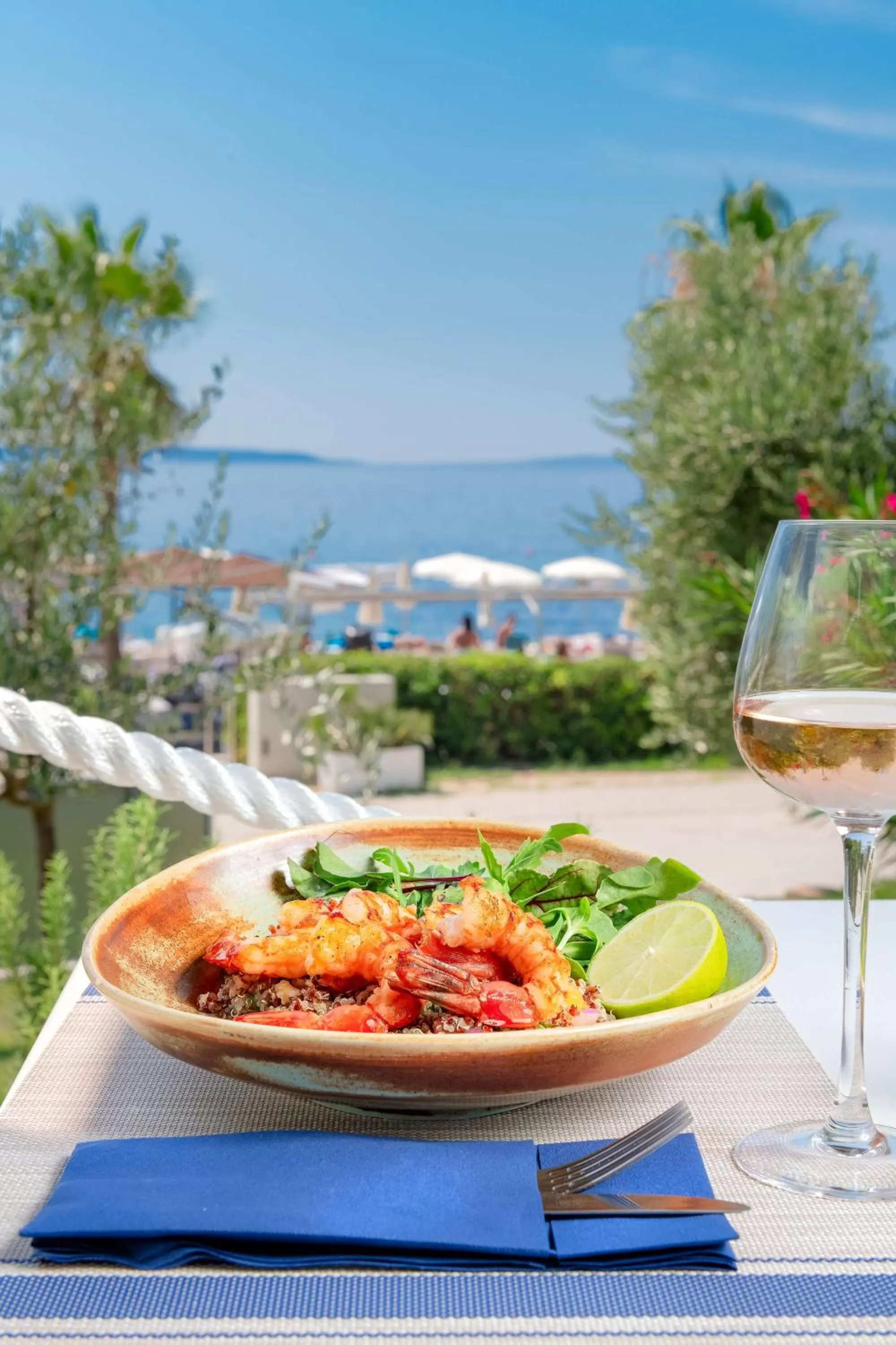 Restaurant/places to eat in Radisson Blu Resort & Spa