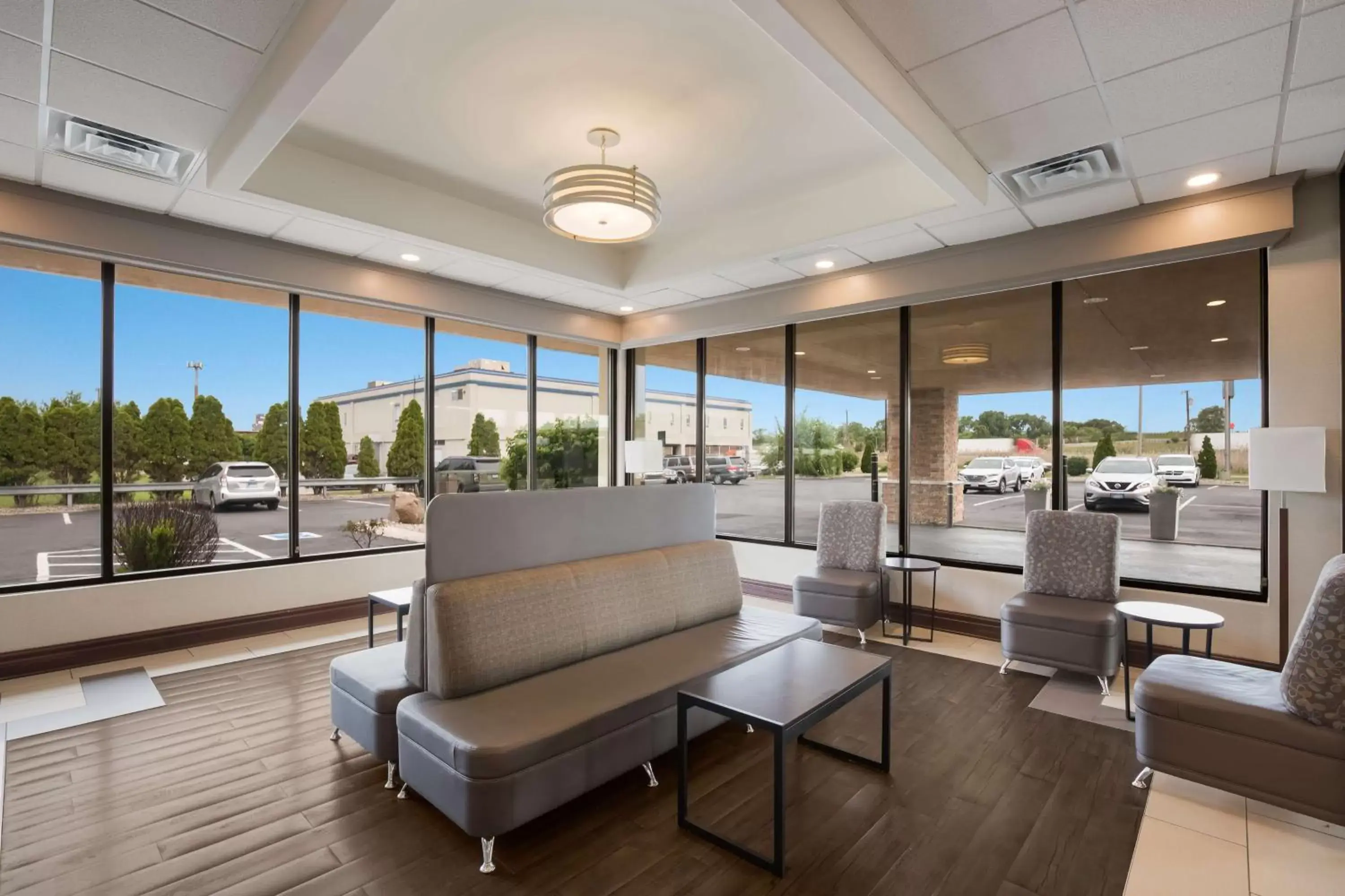 Lobby or reception in Best Western Northwest Indiana Inn