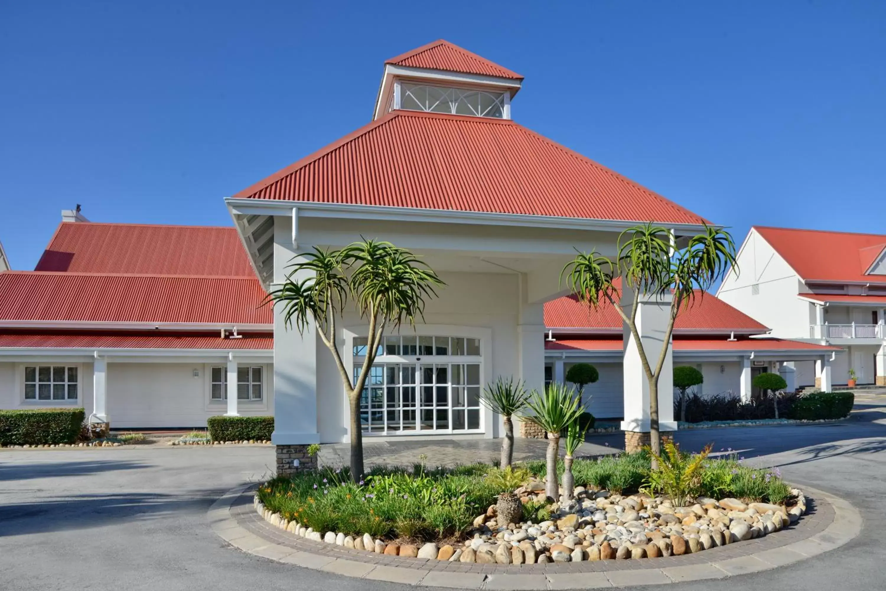 Facade/entrance, Property Building in Courtyard Hotel Port Elizabeth