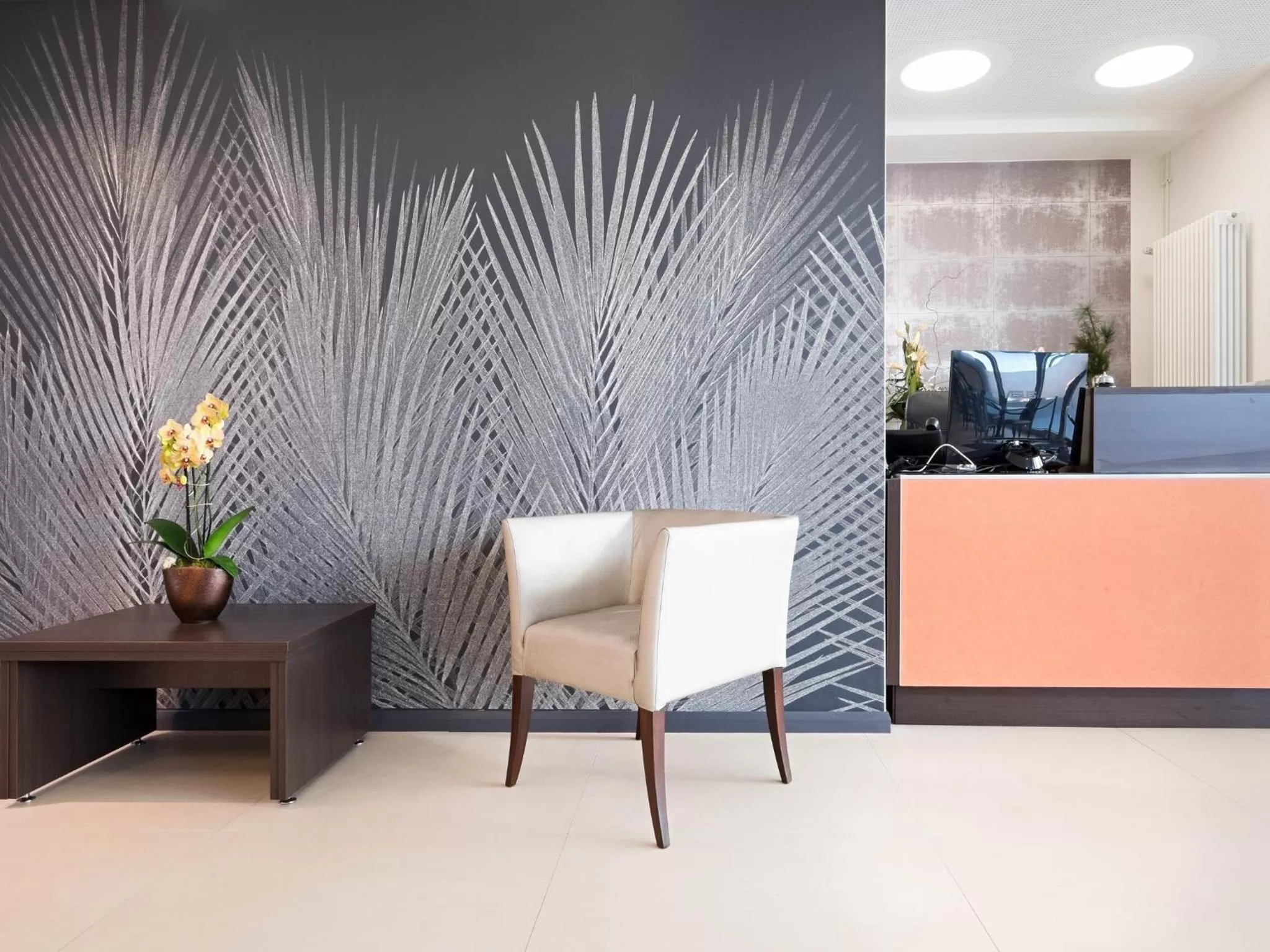 Lobby or reception in Boutique Hotel Bellevue Rheinfelden / Basel