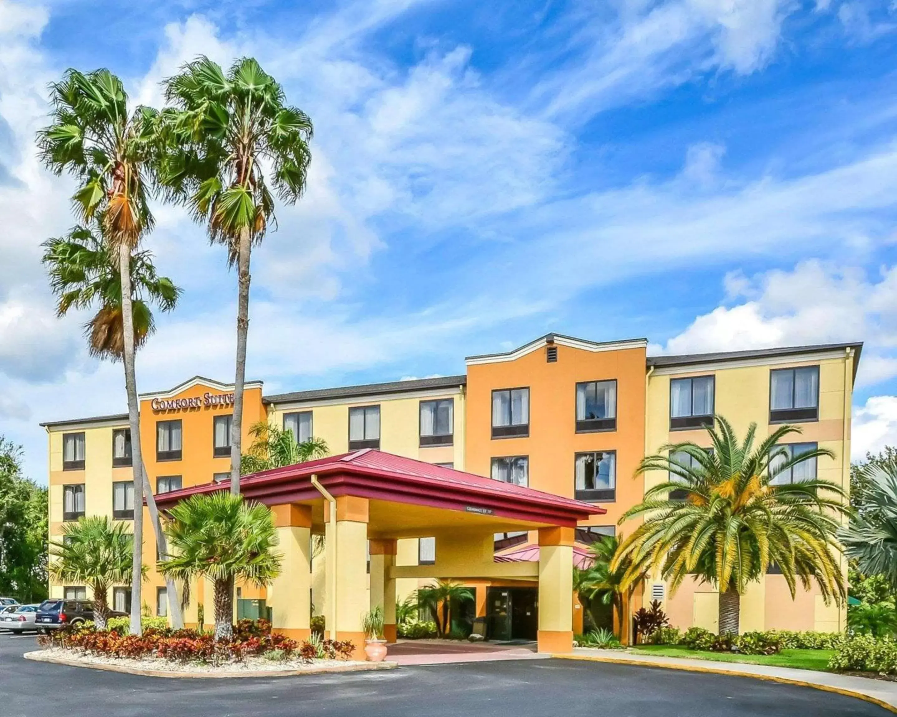 Property Building in Comfort Suites Tampa/Brandon