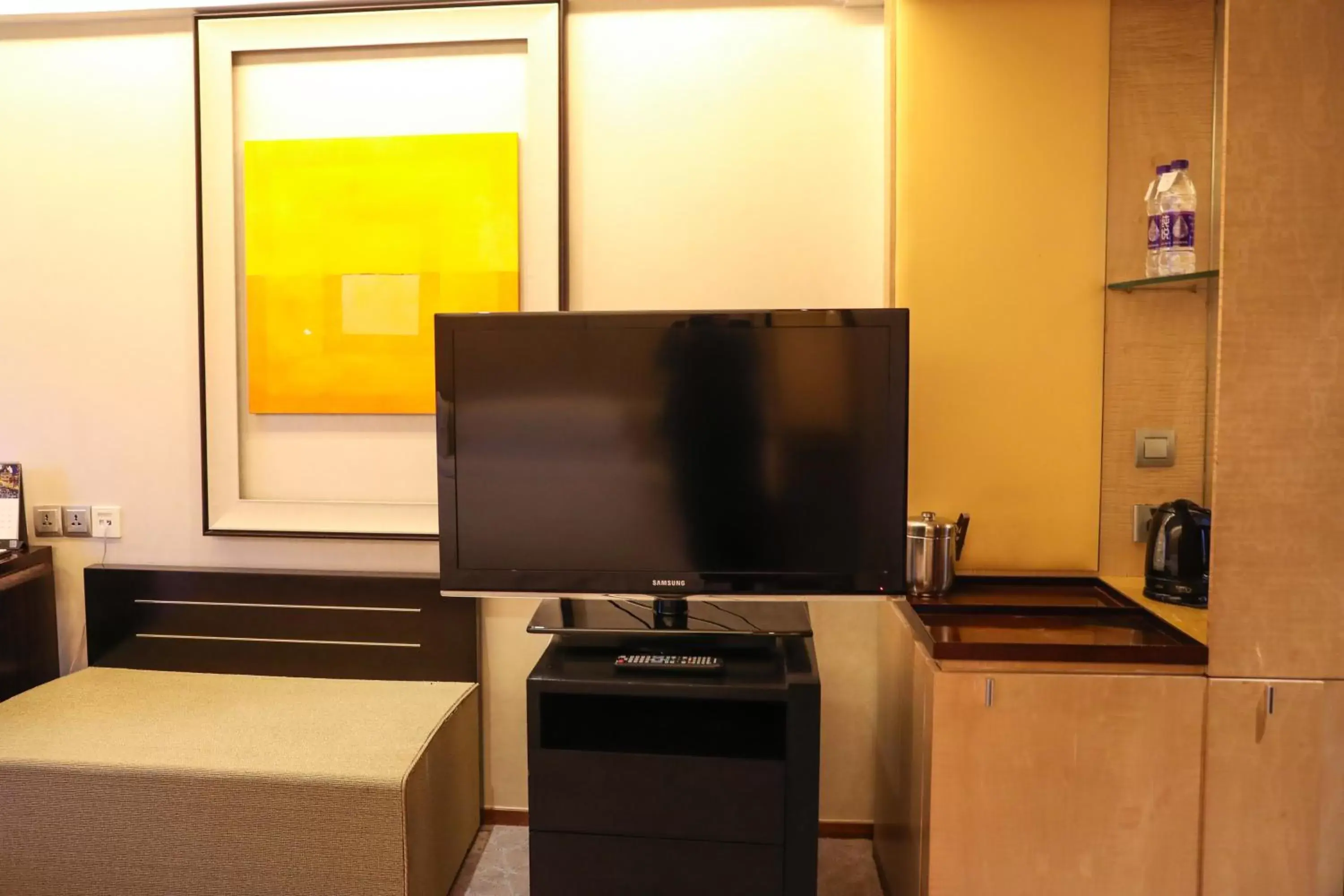 TV and multimedia, TV/Entertainment Center in Shangri-La Beijing