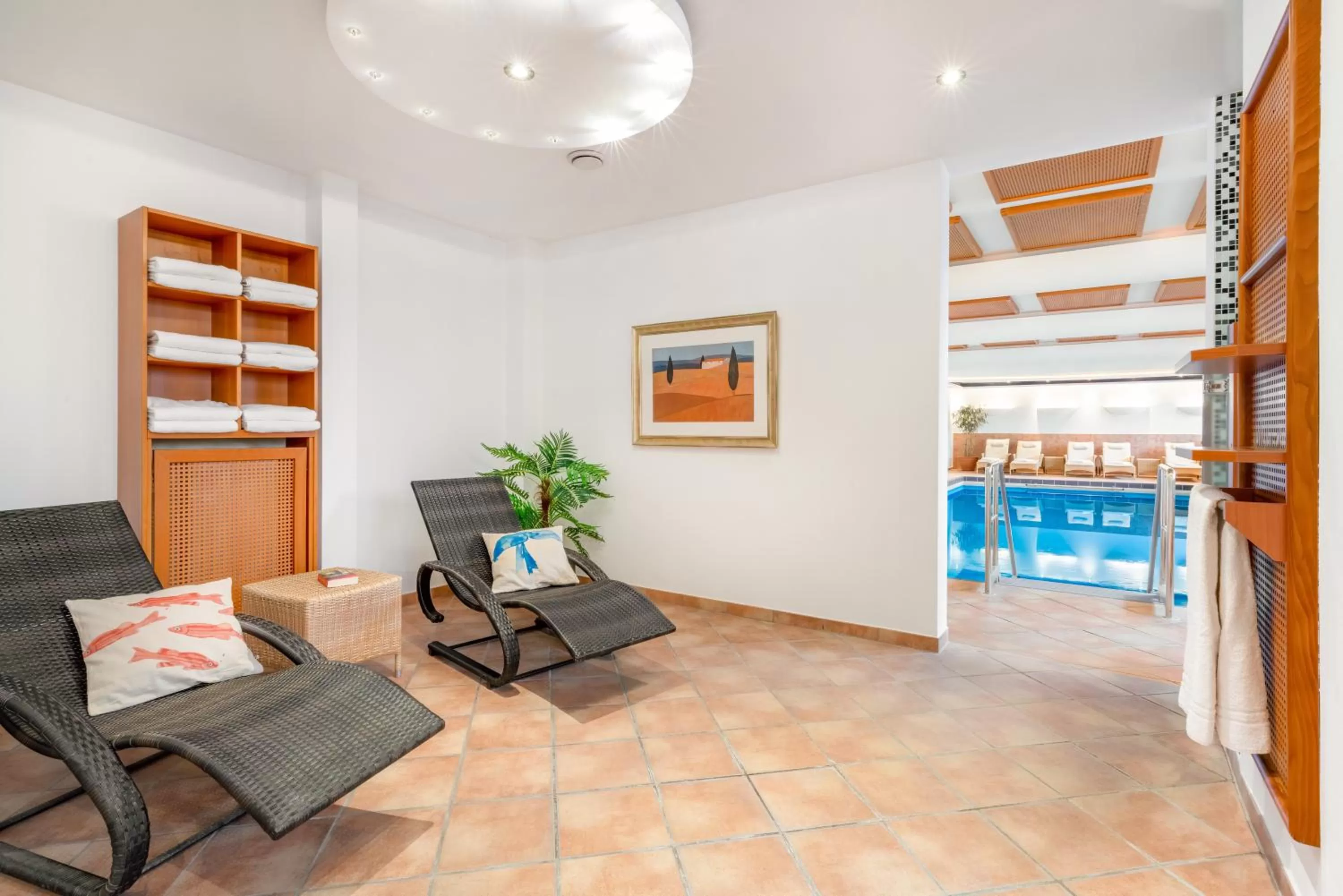 Swimming pool in Hotel Yachtclub