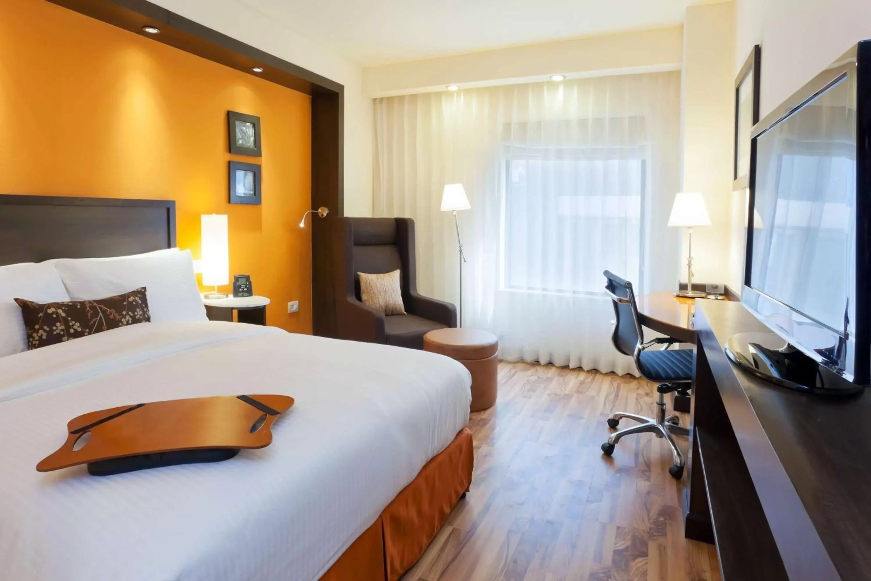 Bed in Hampton by Hilton Vadodara-Alkapuri Bed in Hampton by Hilton Vadodara-Alkapuri