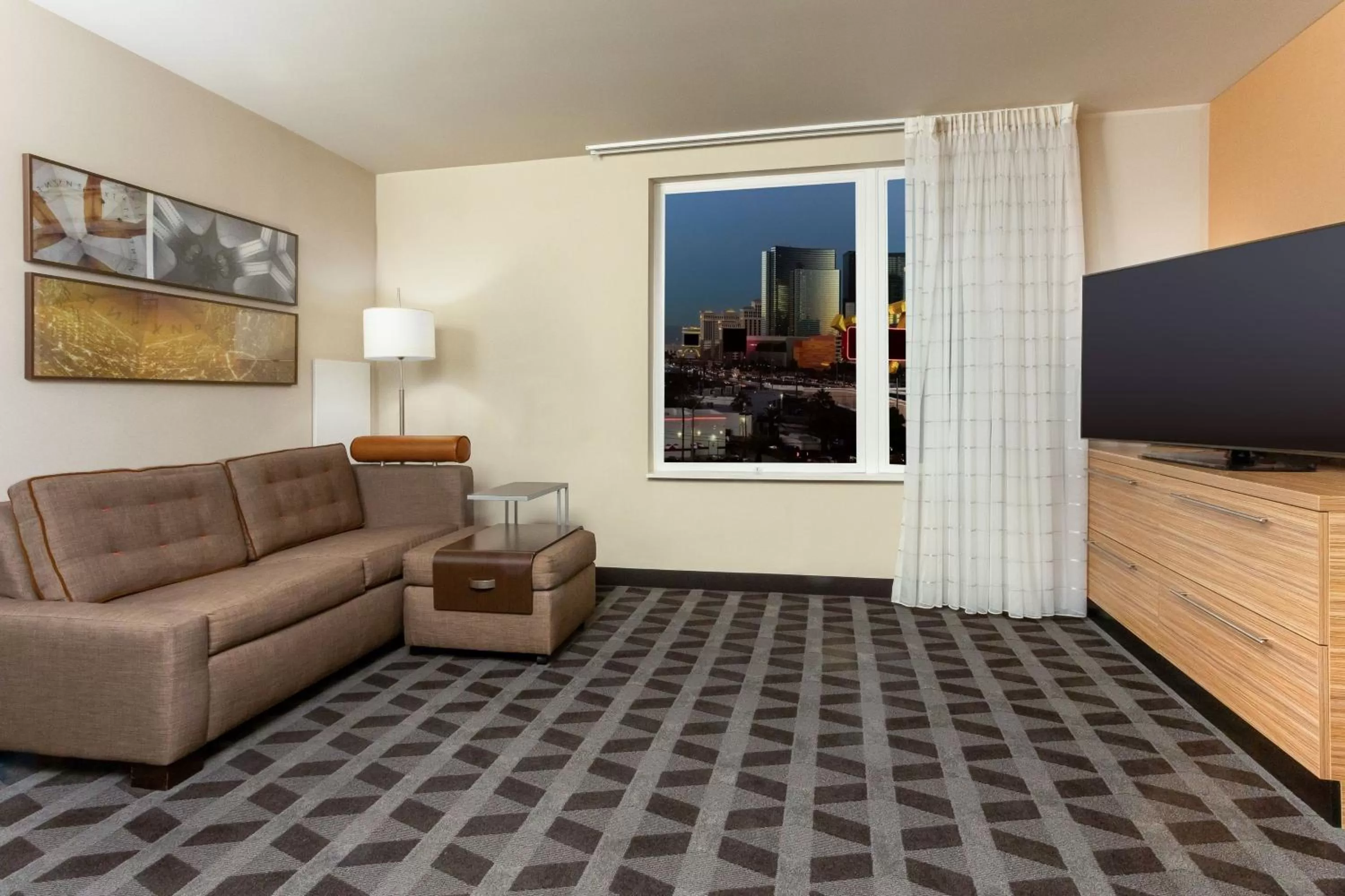 Living room in TownePlace Suites By Marriott Las Vegas Stadium District