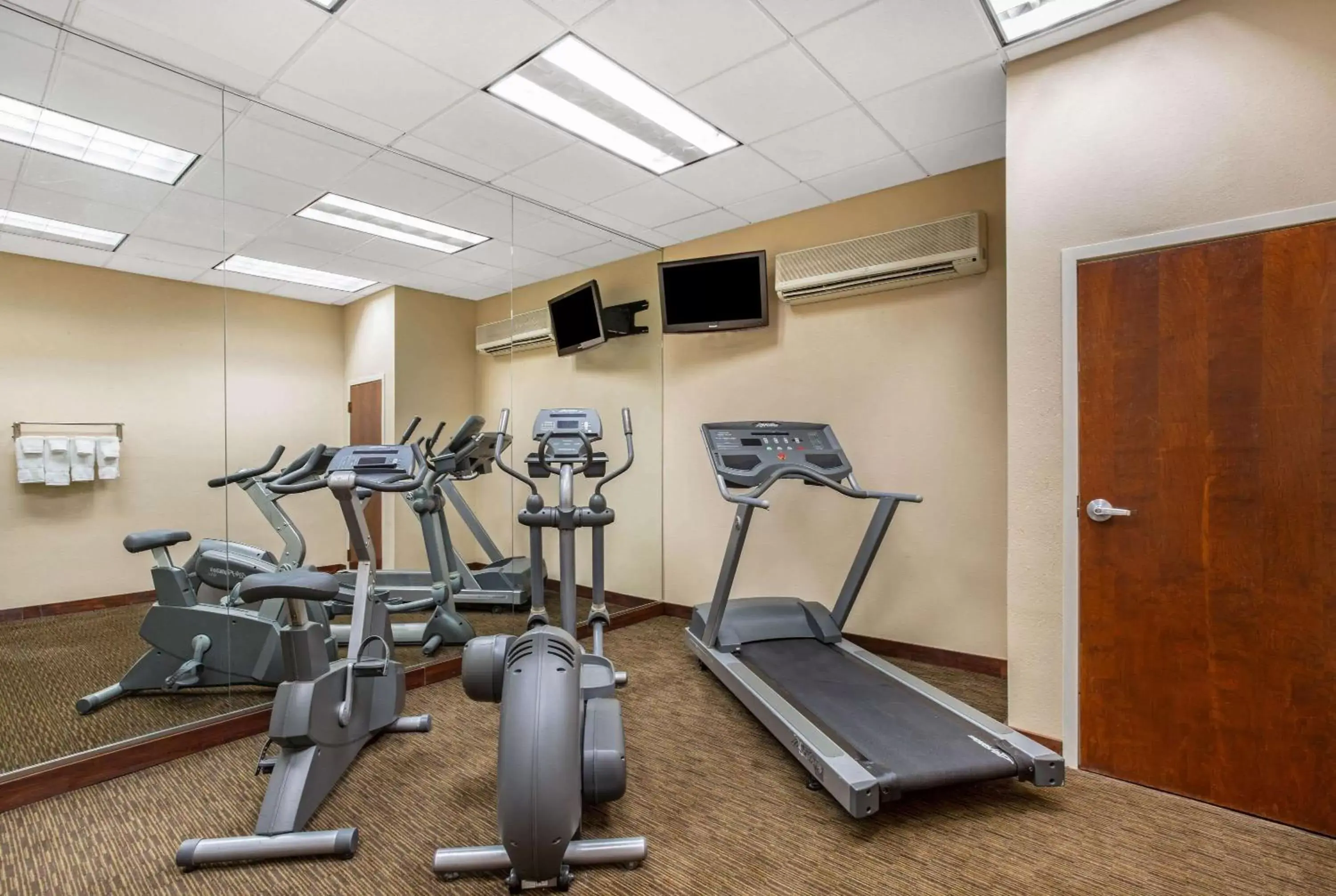 Fitness centre/facilities, Fitness Center/Facilities in La Quinta by Wyndham New Haven
