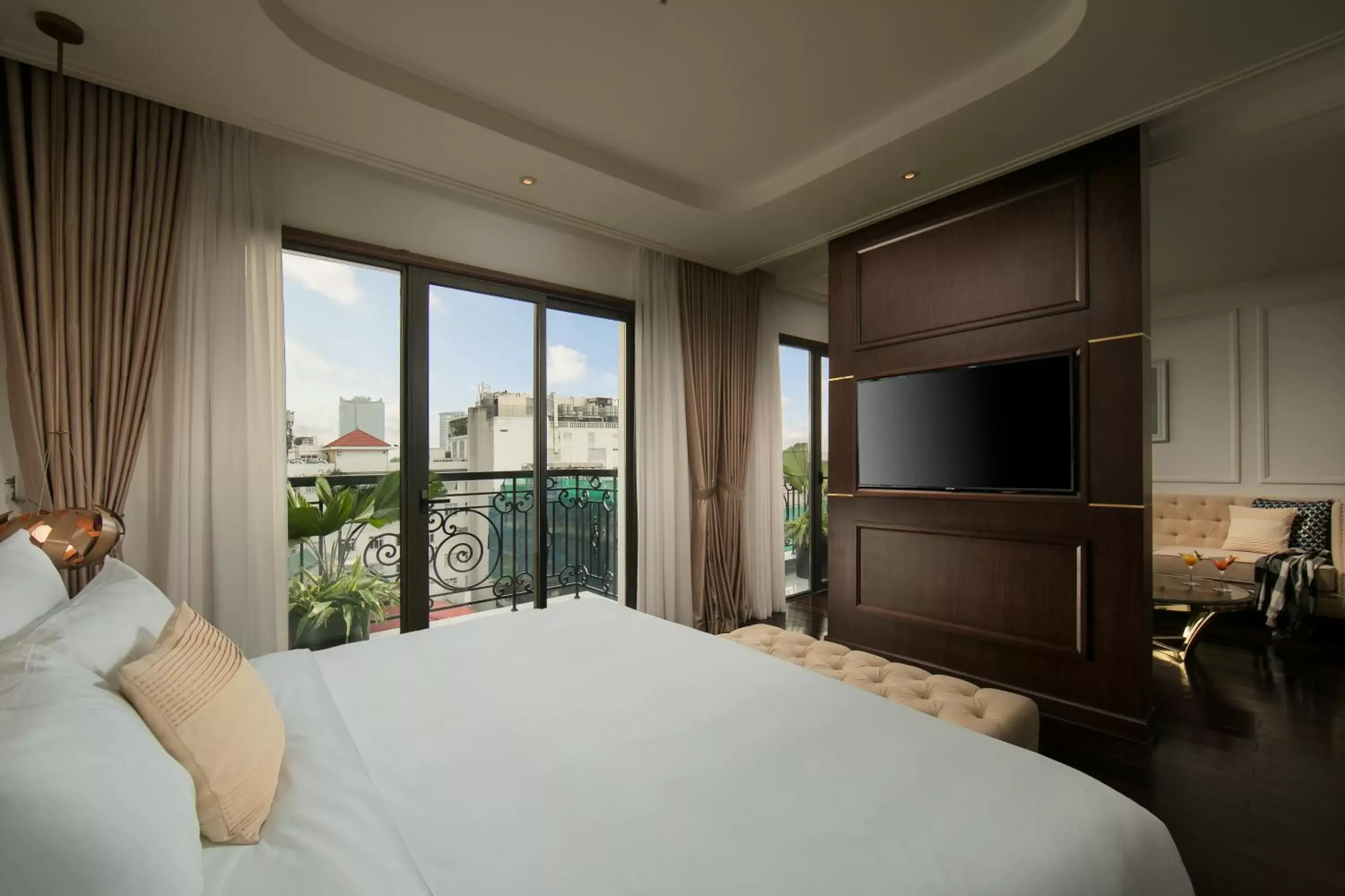 Bedroom, Bed in Anatole Hotel Hanoi