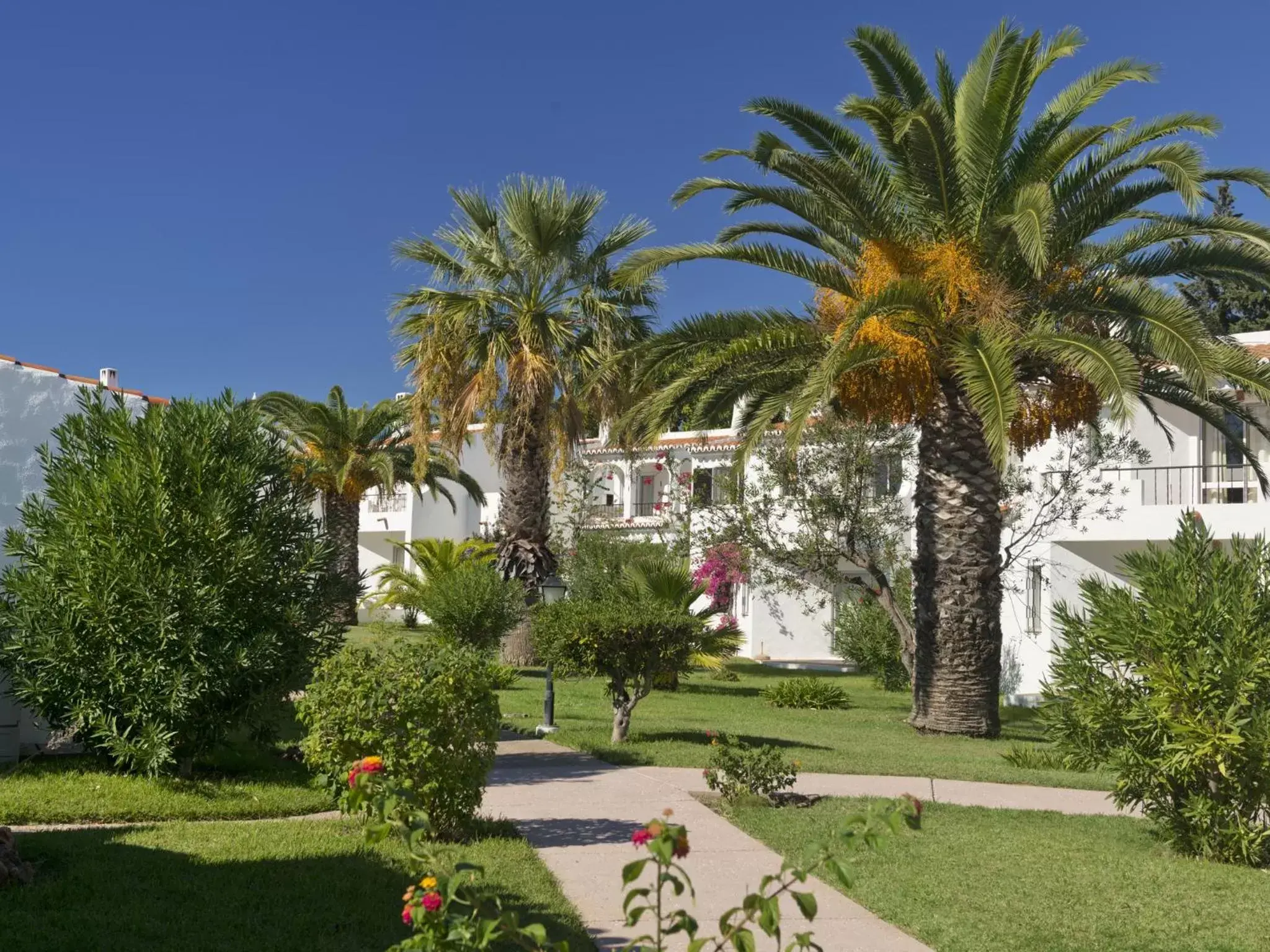 Facade/entrance in Rocha Brava Village Resort