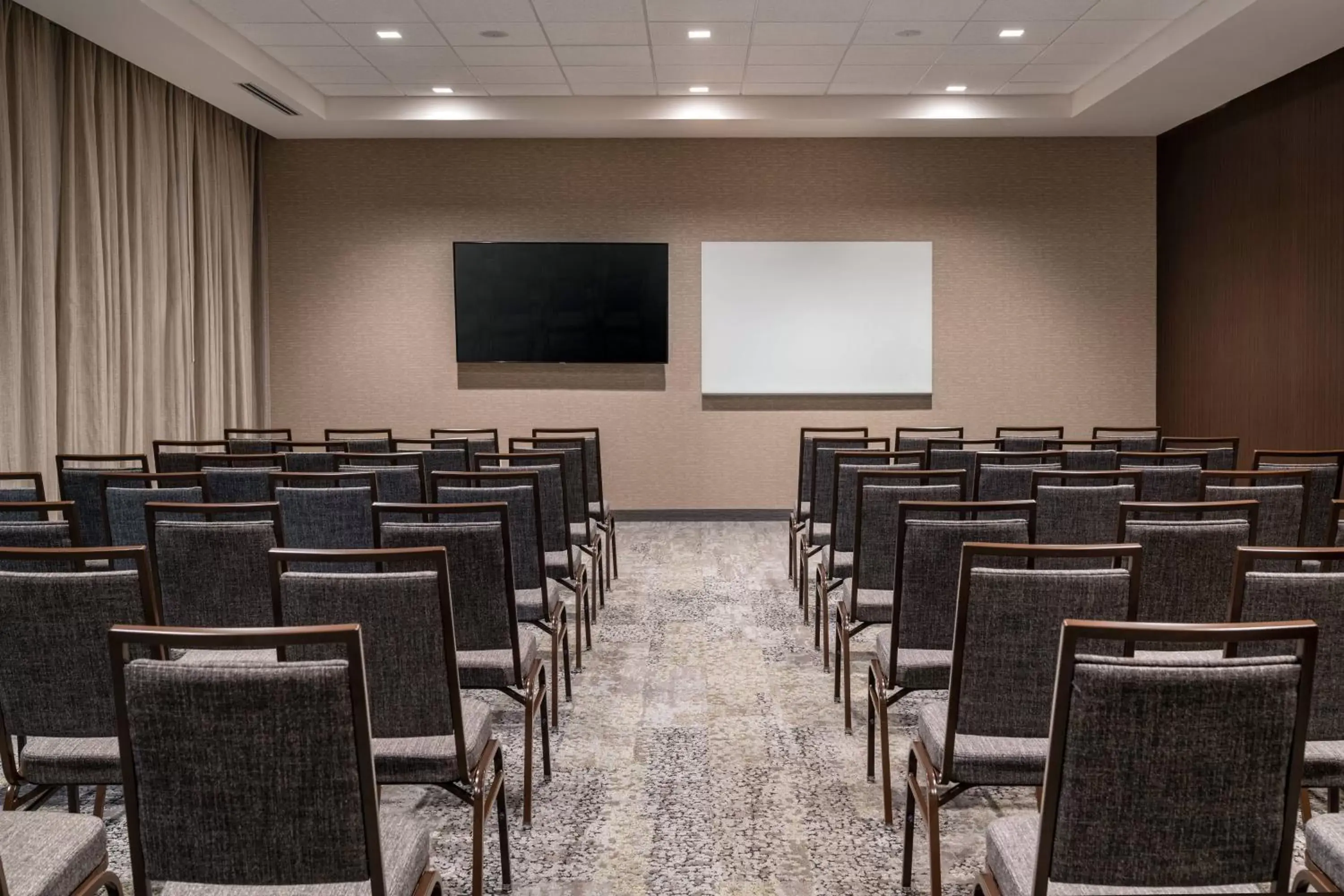 Meeting/conference room in Courtyard by Marriott Petaluma Sonoma County