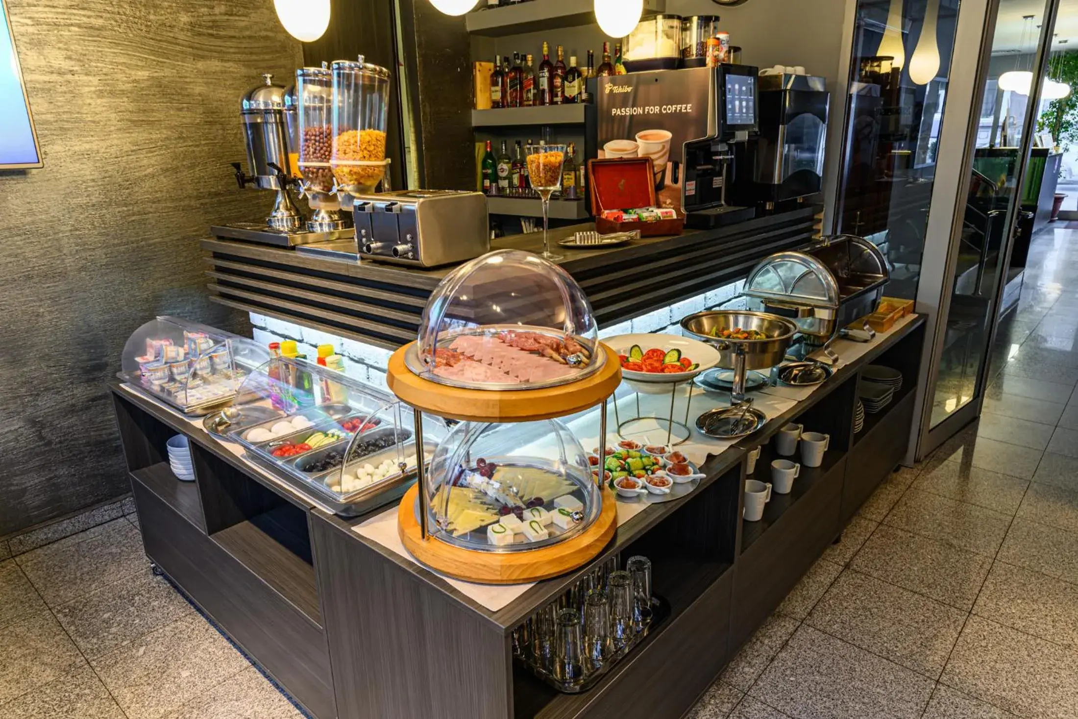 Breakfast in Hotel Unique Bucharest