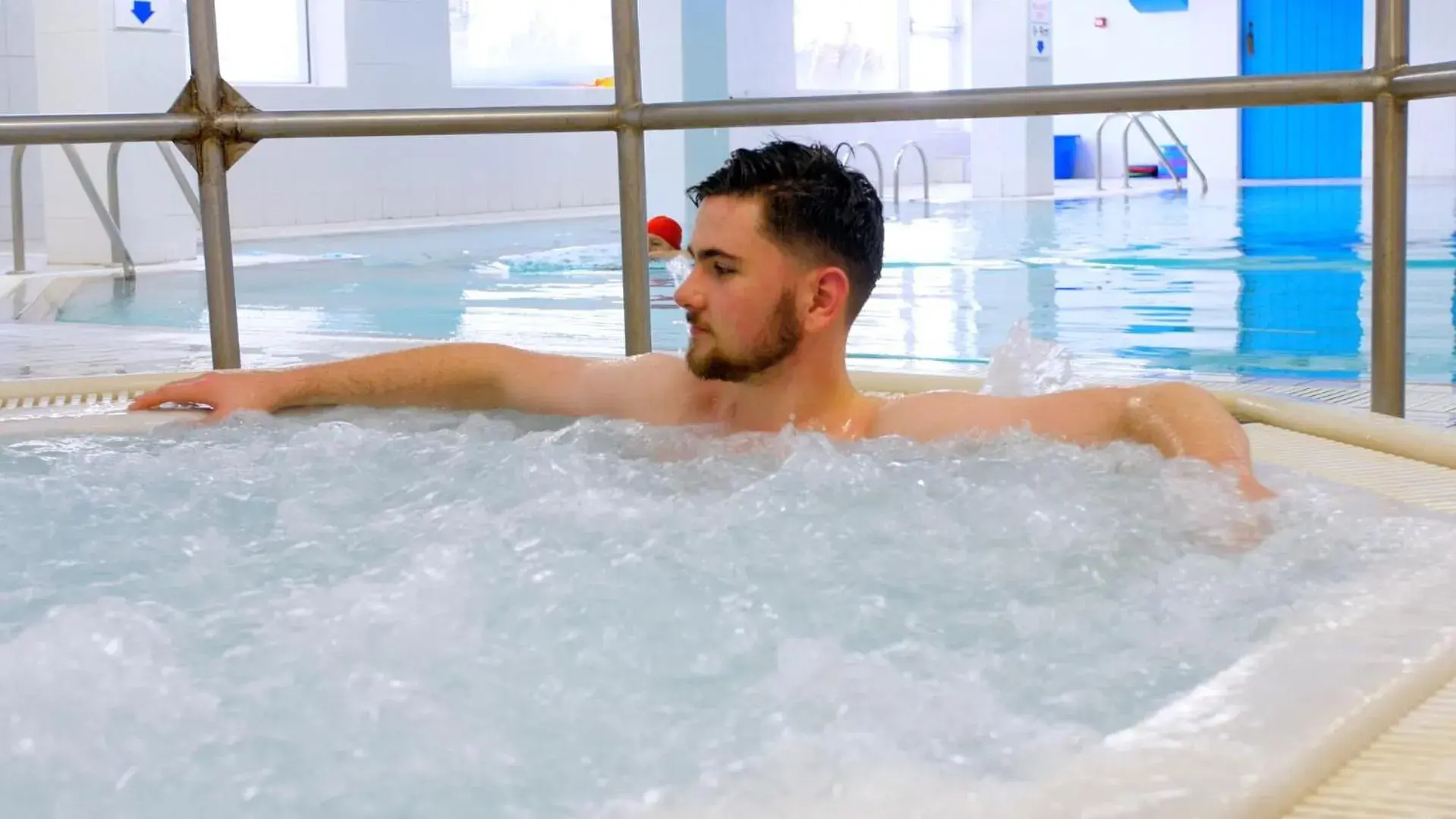 Hot Tub, Guests in Central Hotel Donegal